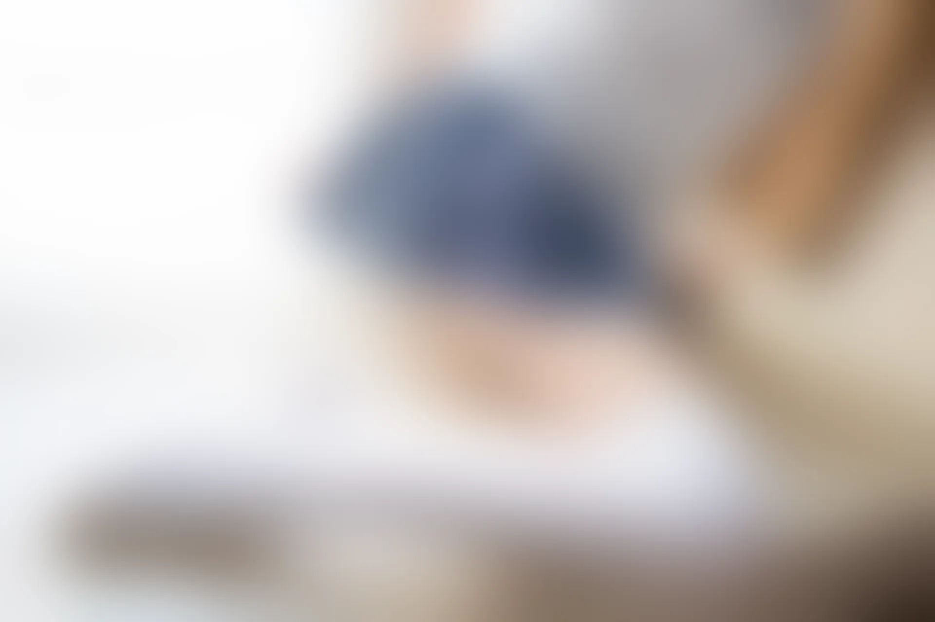 C37.002 窗台上的短裙白丝 [40P-76MB]