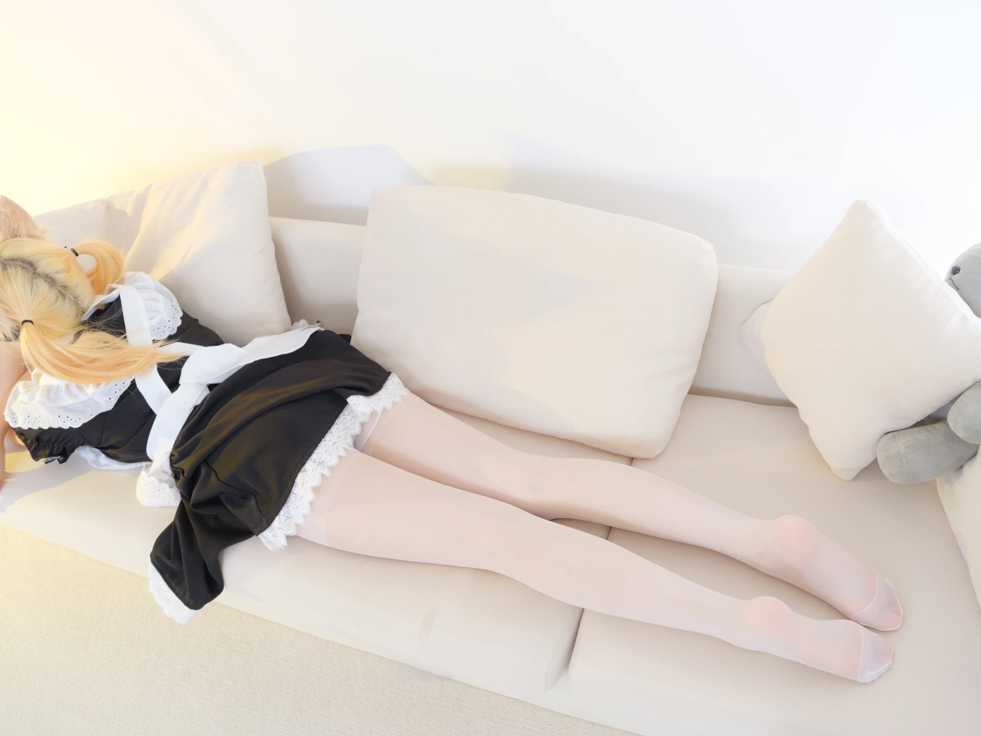 森萝财团 露露子-02E 4K 白丝女仆 [107P1V-5.04GB]