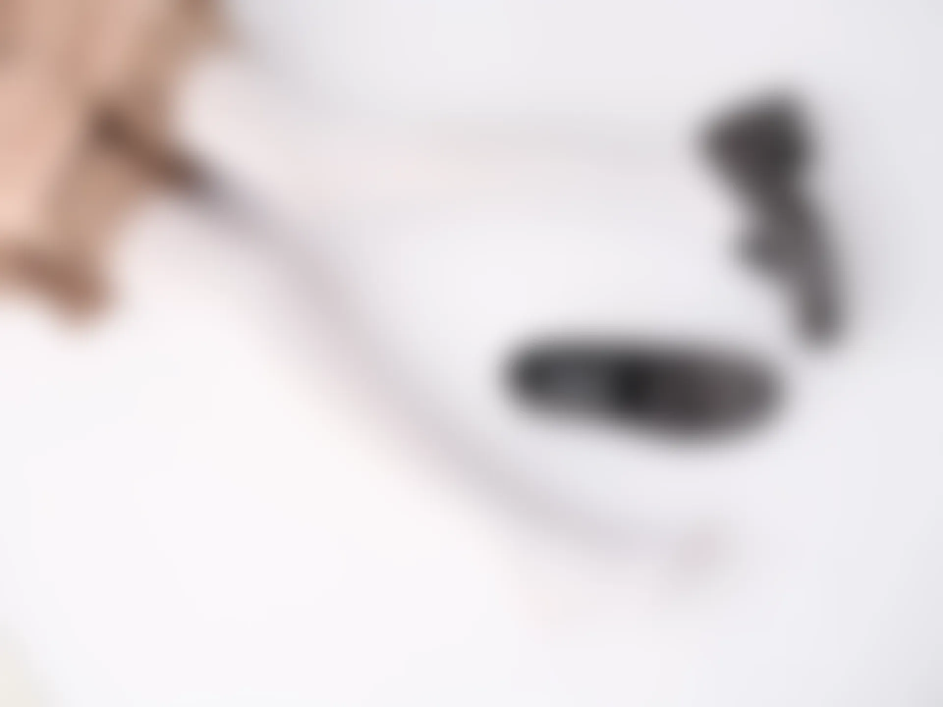 紧急企划 VOL.018 [67P1V-1.1G] 一只喵喵梓 白丝双马尾毛衣jk短裙JK制服, 一只喵喵梓, 双马尾, 白丝, 紧急企划, 美腿, 美足