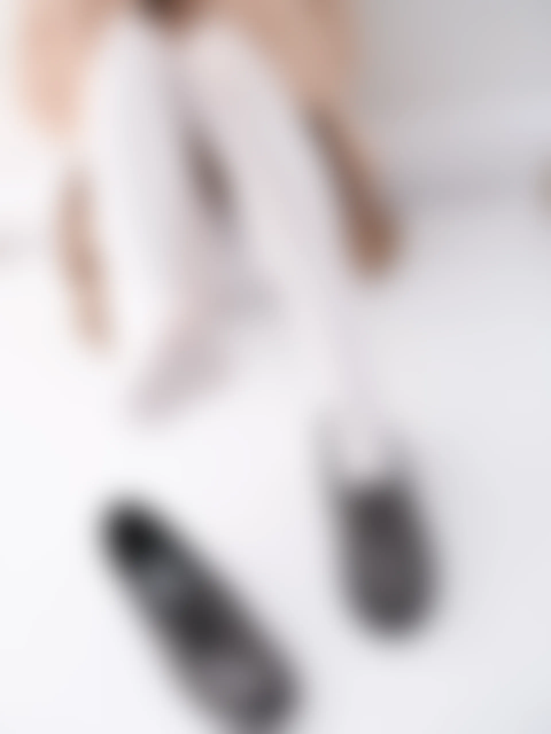 紧急企划 VOL.018 [67P1V-1.1G] 一只喵喵梓 白丝双马尾毛衣jk短裙JK制服, 一只喵喵梓, 双马尾, 白丝, 紧急企划, 美腿, 美足