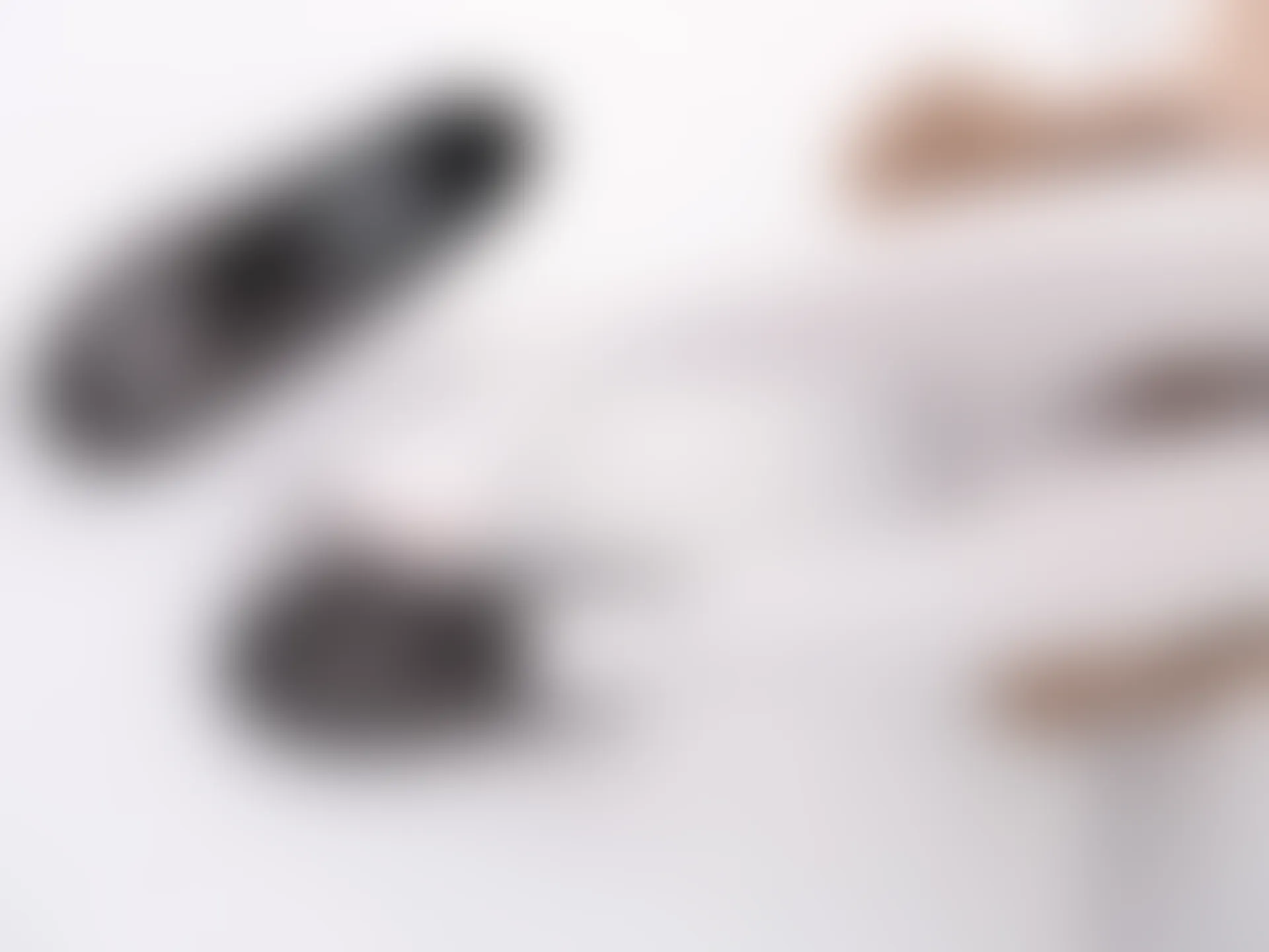 紧急企划 VOL.018 [67P1V-1.1G] 一只喵喵梓 白丝双马尾毛衣jk短裙JK制服, 一只喵喵梓, 双马尾, 白丝, 紧急企划, 美腿, 美足