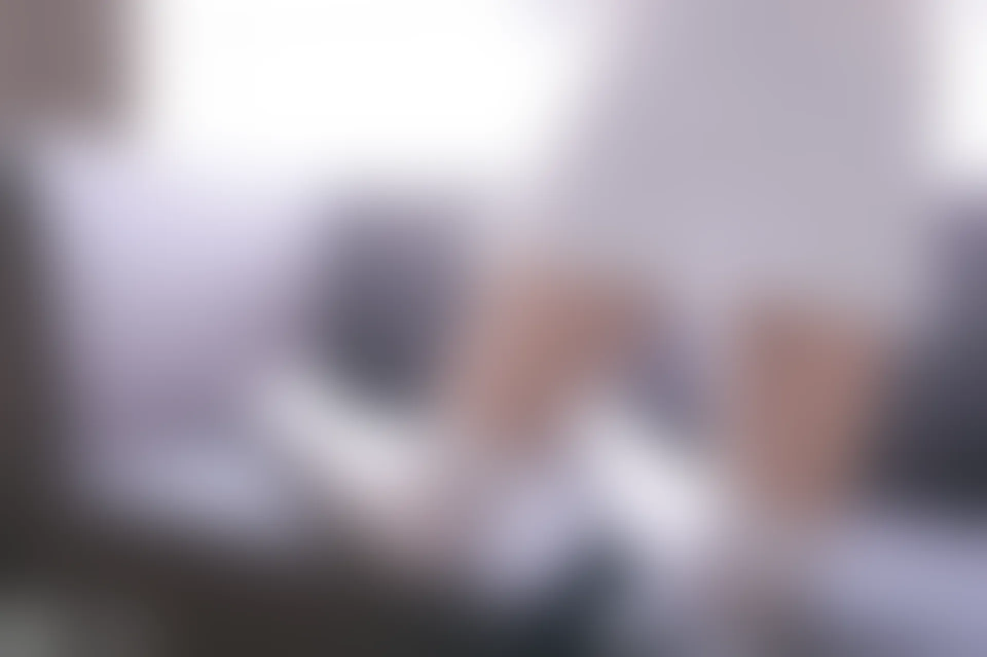 C44.004 沙发上的白丝 [39P-83MB]