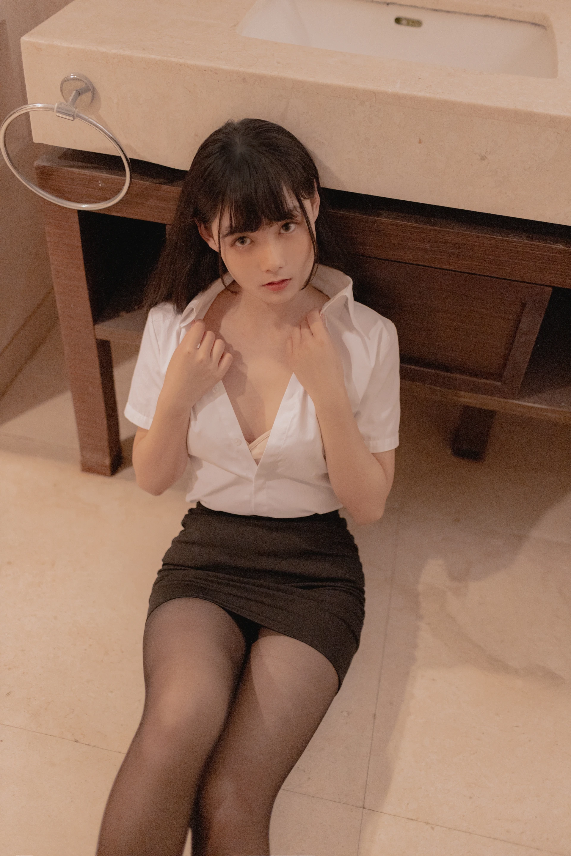 少女秩序 EX.08 燕麦 黑丝湿身OL制服 [60P-813MB]OL制服, 少女秩序, 美腿, 美足, 黑丝
