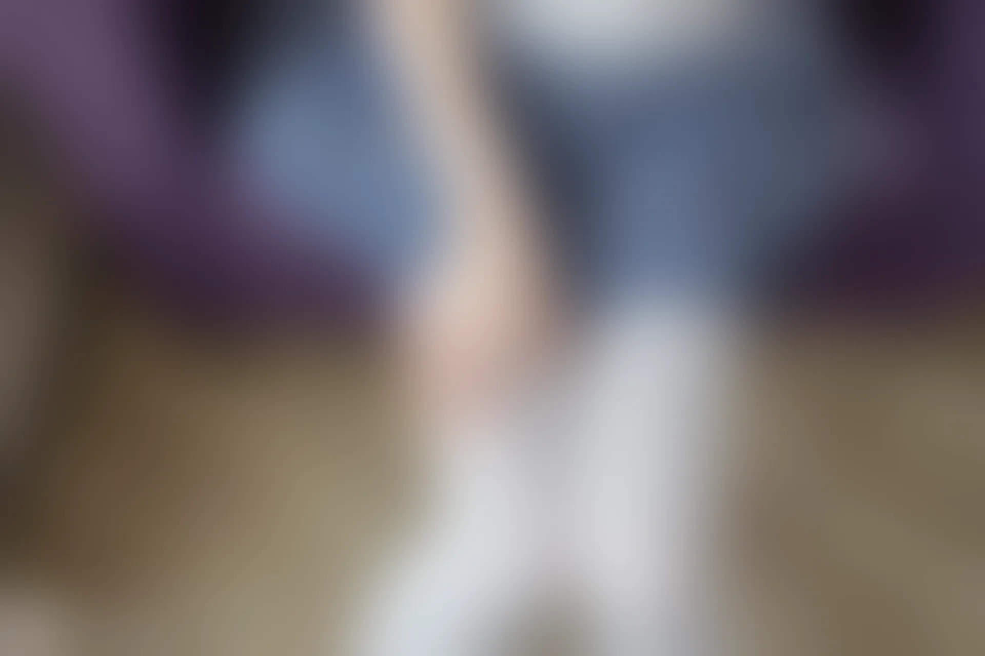 D61.003 兔玩映画 格裙少女 [38P-84MB]