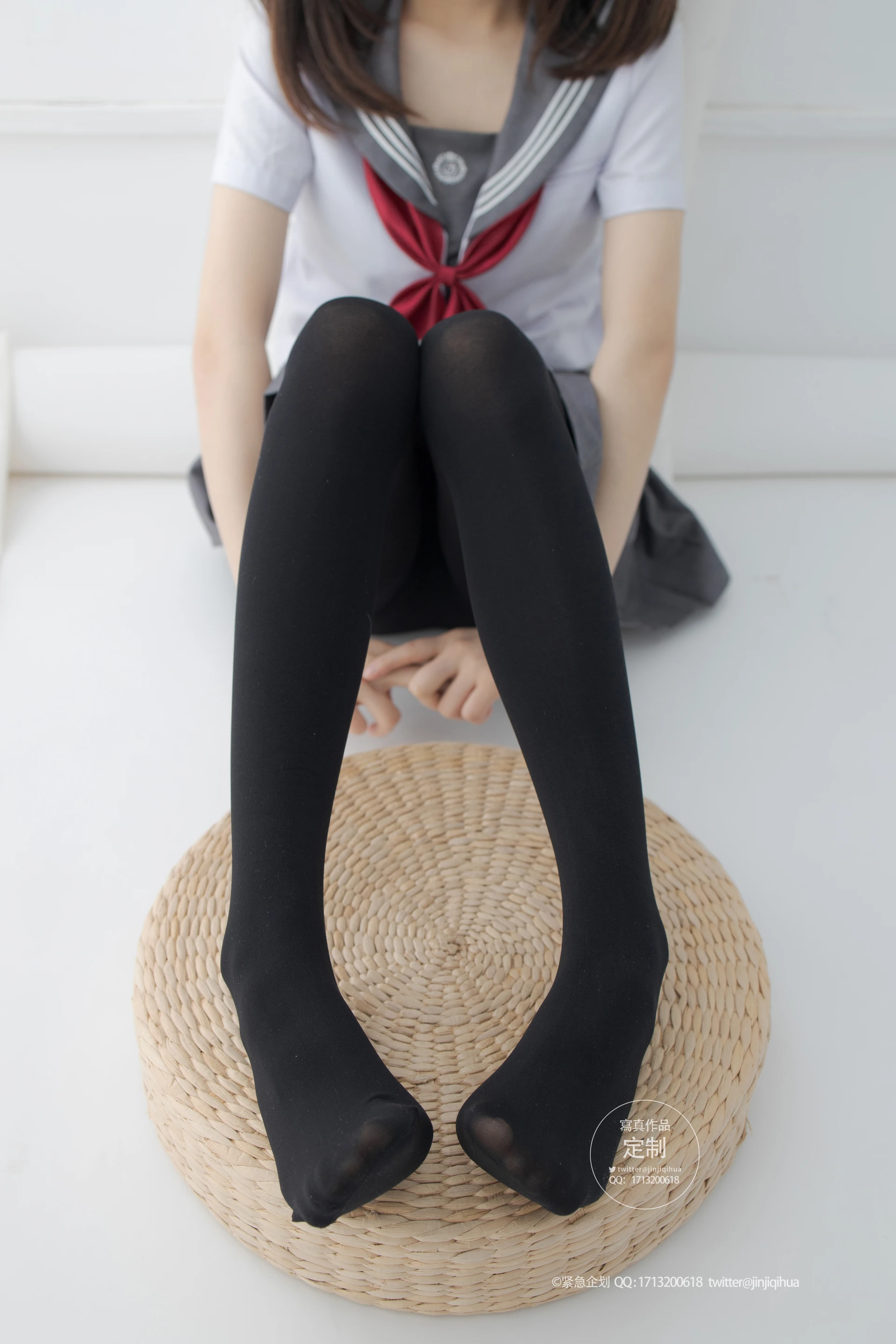 紧急企划 G-002 [60P-594M] 小奶糕MilkyJK, JK制服, 制服, 可爱, 学生装, 小奶糕Milky, 紧急企划, 美腿, 美足, 黑丝