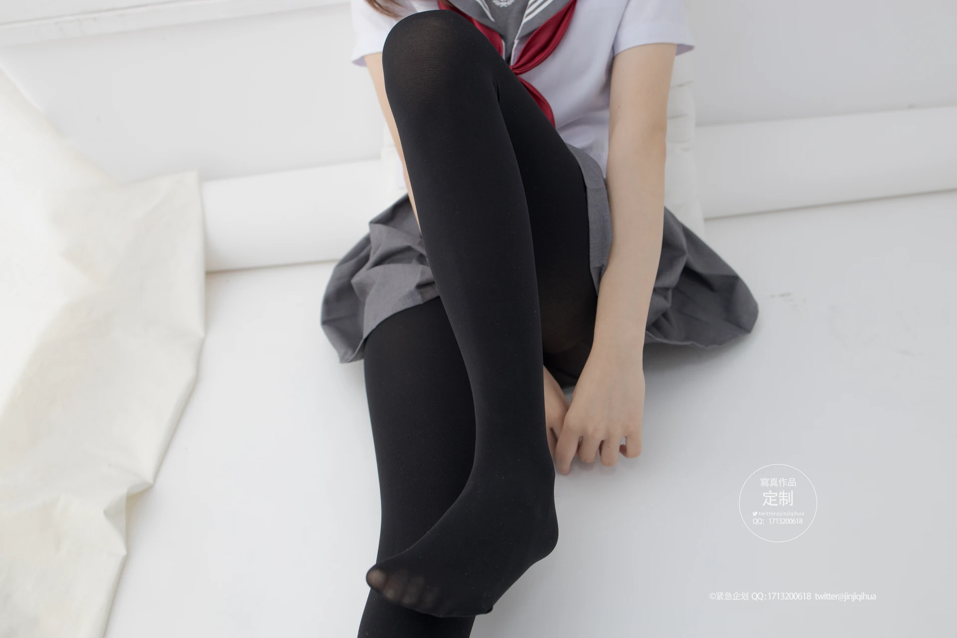 紧急企划 G-002 [60P-594M] 小奶糕MilkyJK, JK制服, 制服, 可爱, 学生装, 小奶糕Milky, 紧急企划, 美腿, 美足, 黑丝