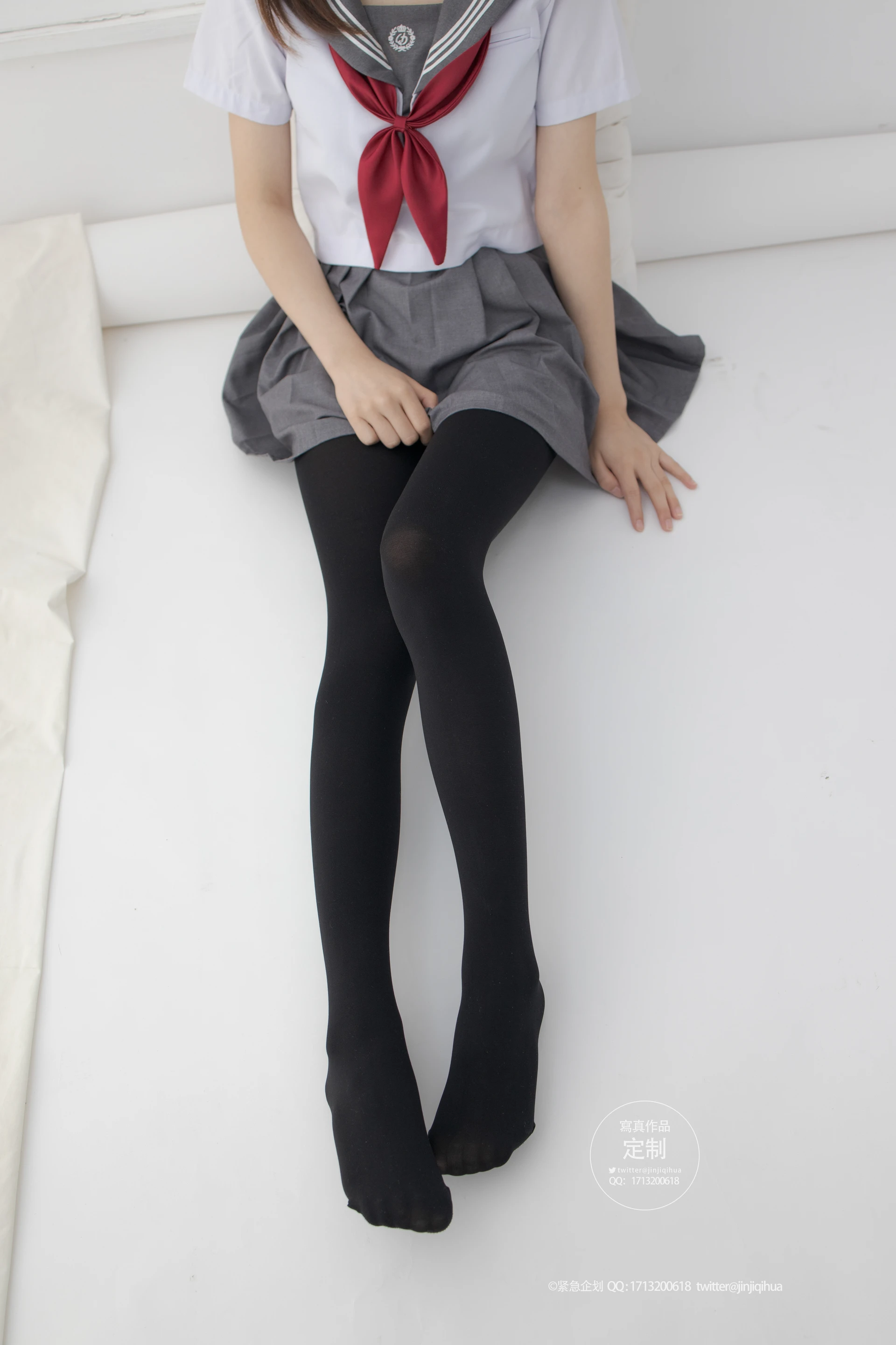 紧急企划 G-002 [60P-594M] 小奶糕MilkyJK, JK制服, 制服, 可爱, 学生装, 小奶糕Milky, 紧急企划, 美腿, 美足, 黑丝