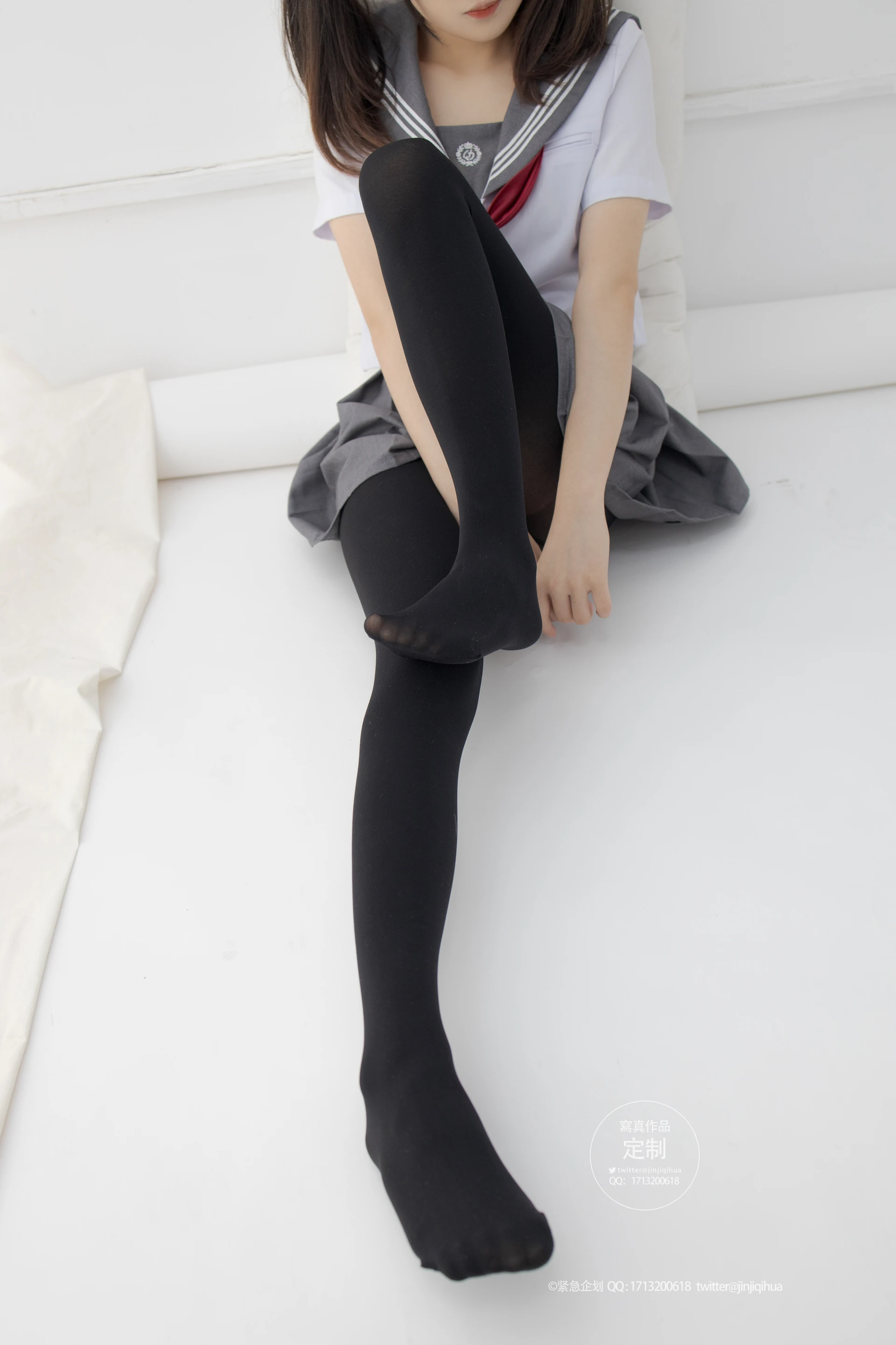 紧急企划 G-002 [60P-594M] 小奶糕MilkyJK, JK制服, 制服, 可爱, 学生装, 小奶糕Milky, 紧急企划, 美腿, 美足, 黑丝