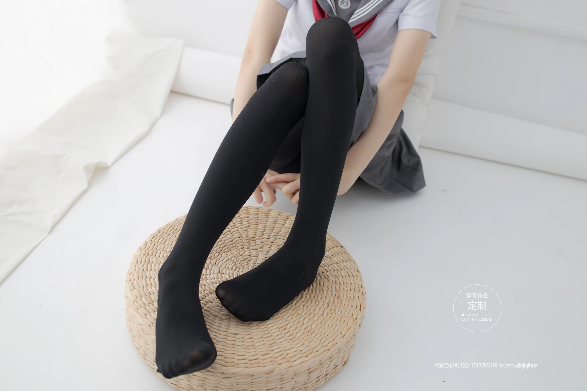 紧急企划 G-002 [60P-594M] 小奶糕MilkyJK, JK制服, 制服, 可爱, 学生装, 小奶糕Milky, 紧急企划, 美腿, 美足, 黑丝