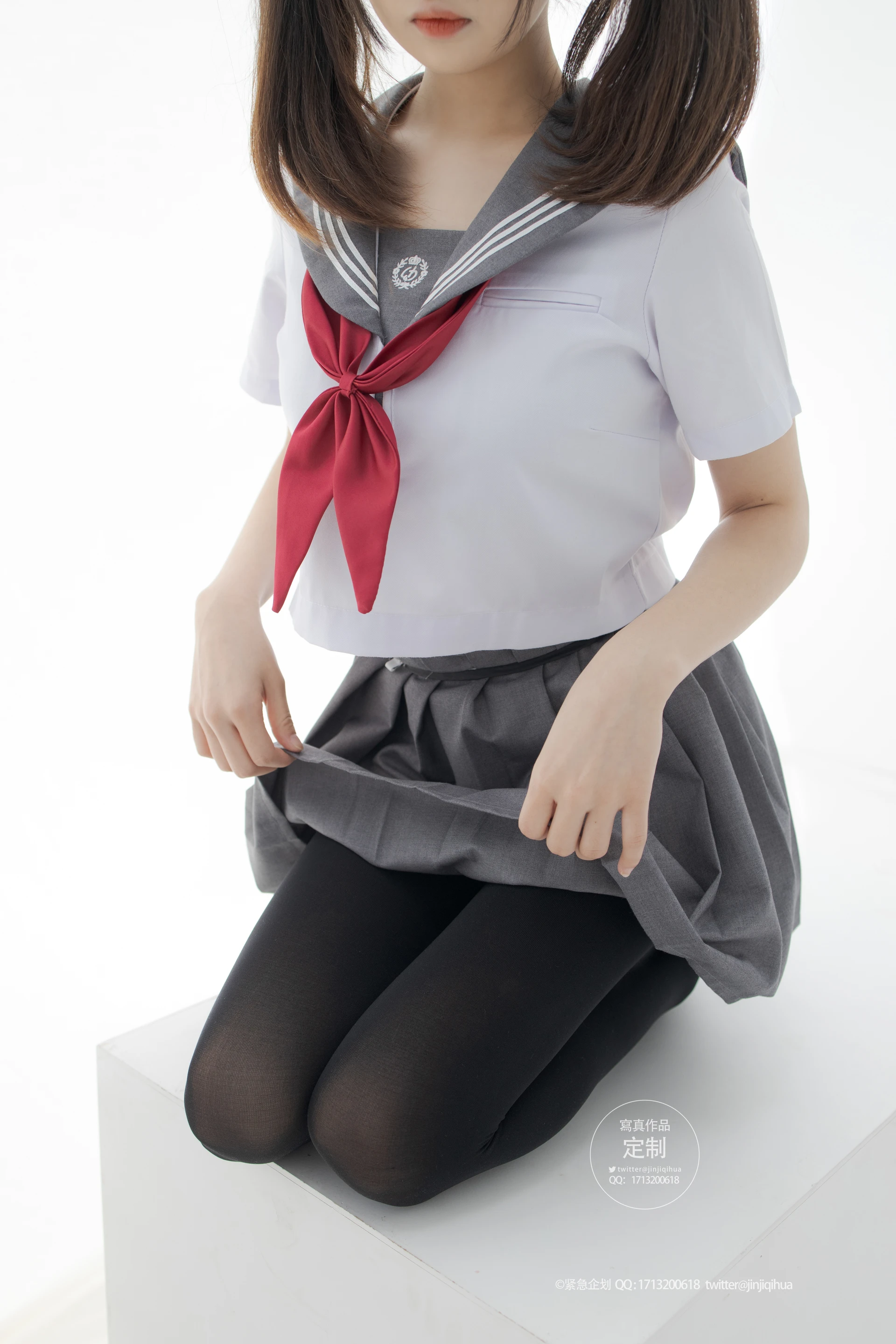 紧急企划 G-002 [60P-594M] 小奶糕MilkyJK, JK制服, 制服, 可爱, 学生装, 小奶糕Milky, 紧急企划, 美腿, 美足, 黑丝