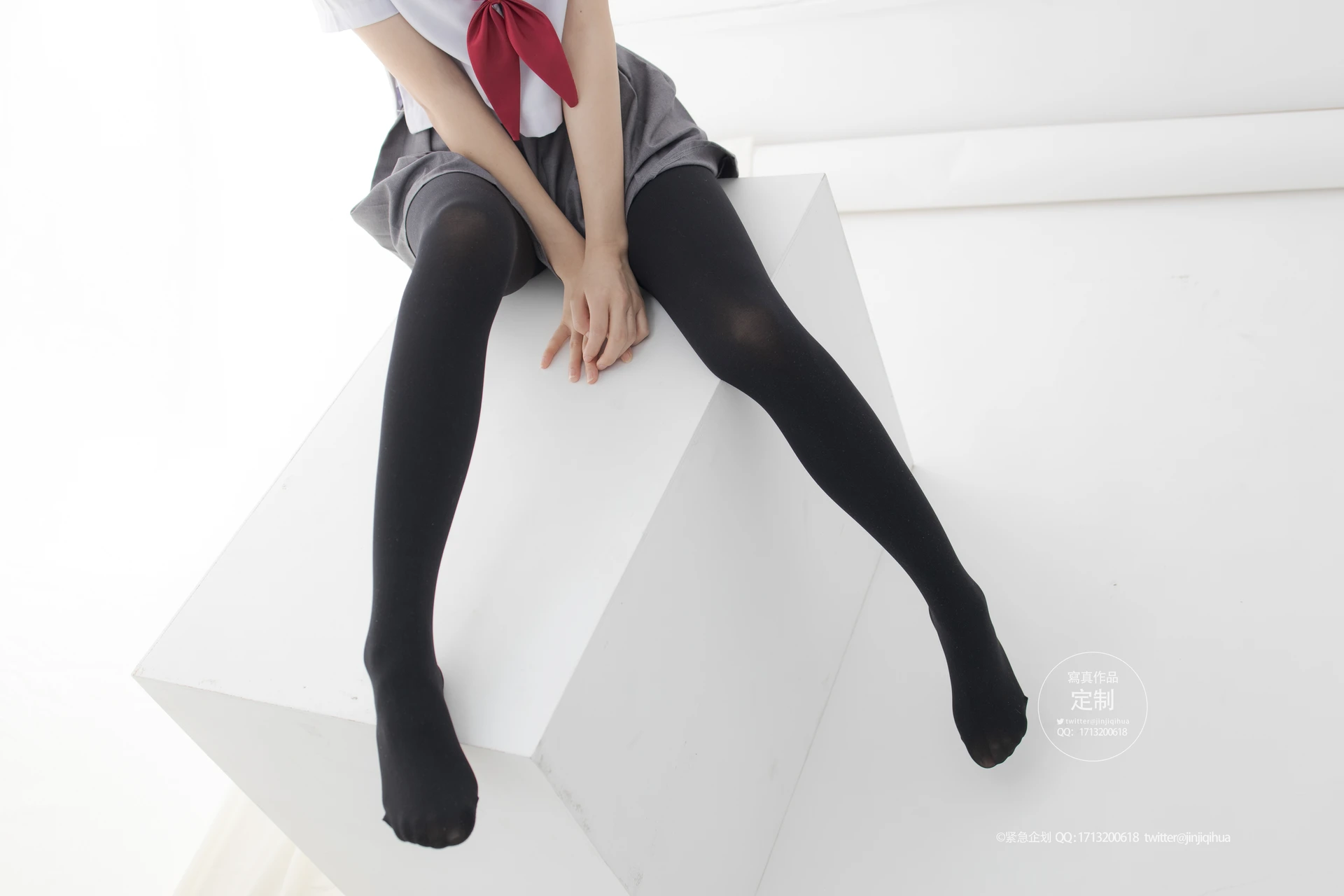 紧急企划 G-002 [60P-594M] 小奶糕MilkyJK, JK制服, 制服, 可爱, 学生装, 小奶糕Milky, 紧急企划, 美腿, 美足, 黑丝