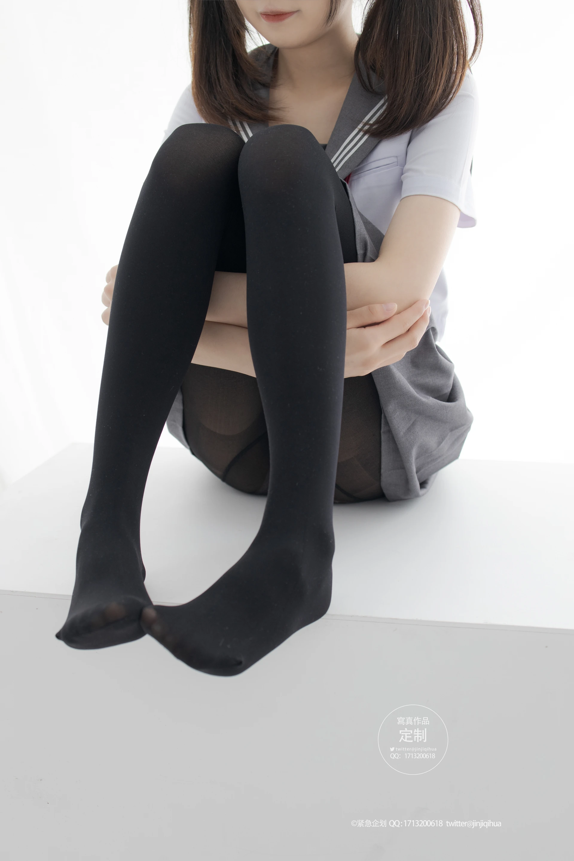 紧急企划 G-002 [60P-594M] 小奶糕MilkyJK, JK制服, 制服, 可爱, 学生装, 小奶糕Milky, 紧急企划, 美腿, 美足, 黑丝