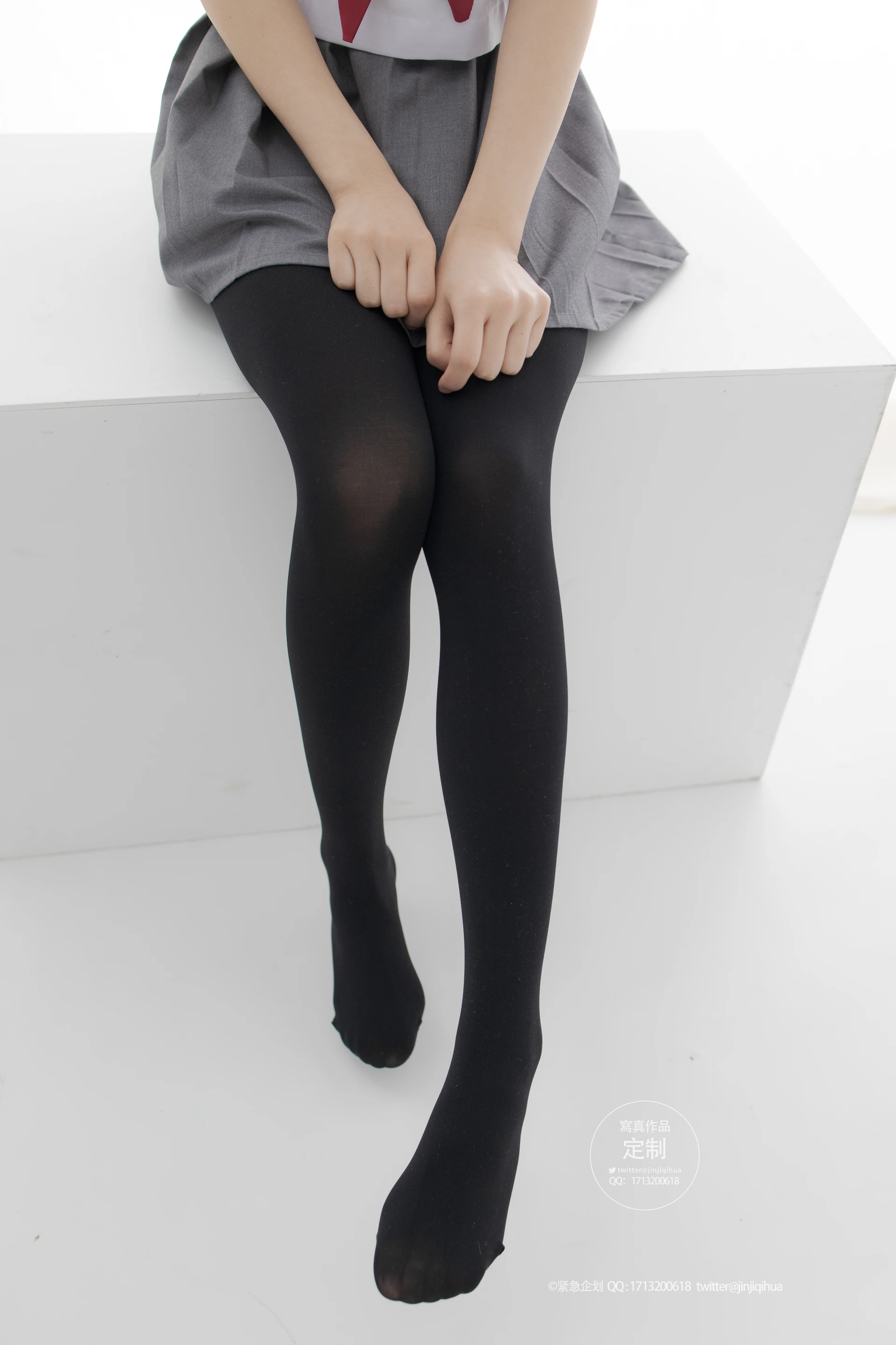 紧急企划 G-002 [60P-594M] 小奶糕MilkyJK, JK制服, 制服, 可爱, 学生装, 小奶糕Milky, 紧急企划, 美腿, 美足, 黑丝