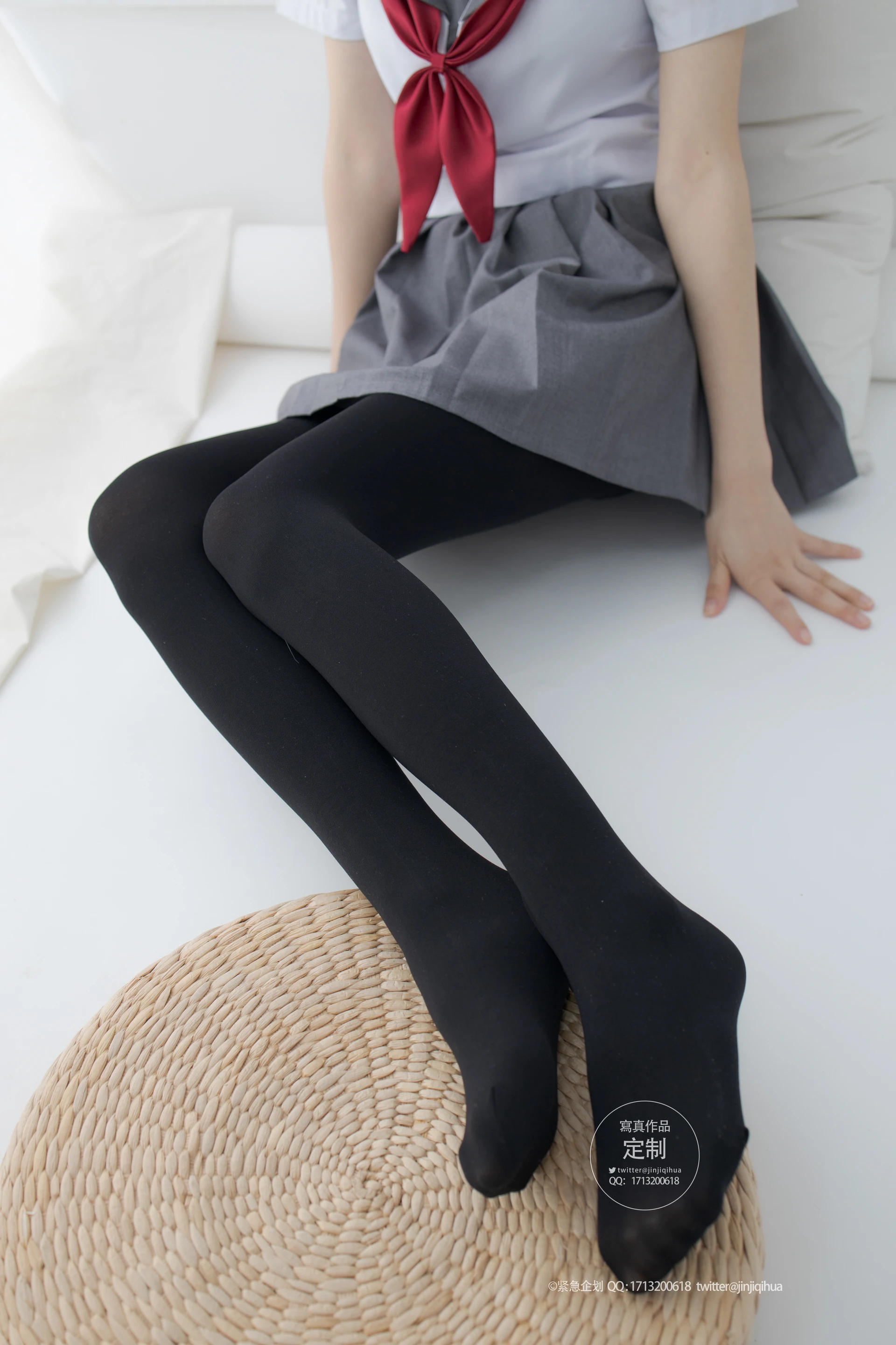 紧急企划 G-002 [60P-594M] 小奶糕MilkyJK, JK制服, 制服, 可爱, 学生装, 小奶糕Milky, 紧急企划, 美腿, 美足, 黑丝