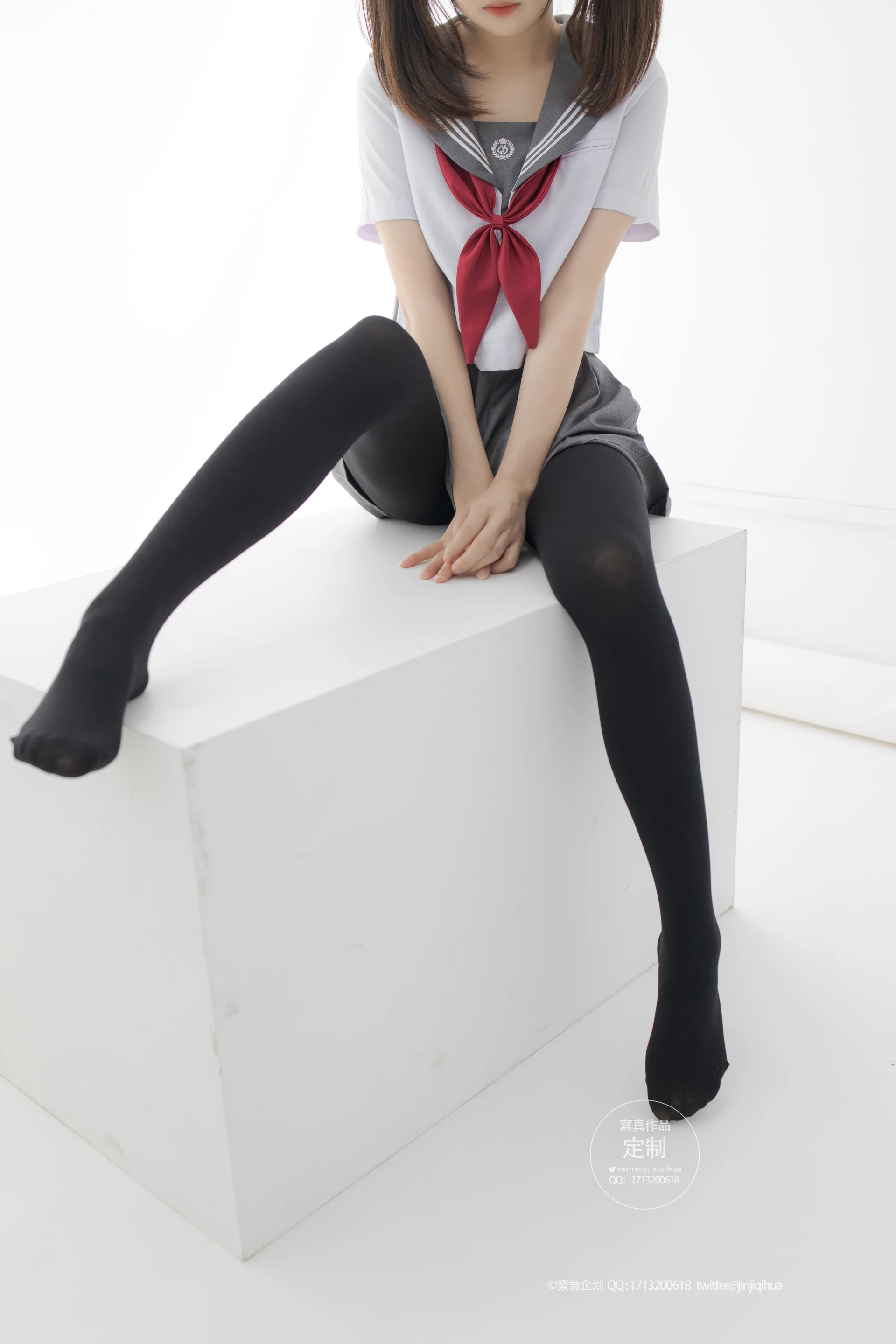 紧急企划 G-002 [60P-594M] 小奶糕MilkyJK, JK制服, 制服, 可爱, 学生装, 小奶糕Milky, 紧急企划, 美腿, 美足, 黑丝