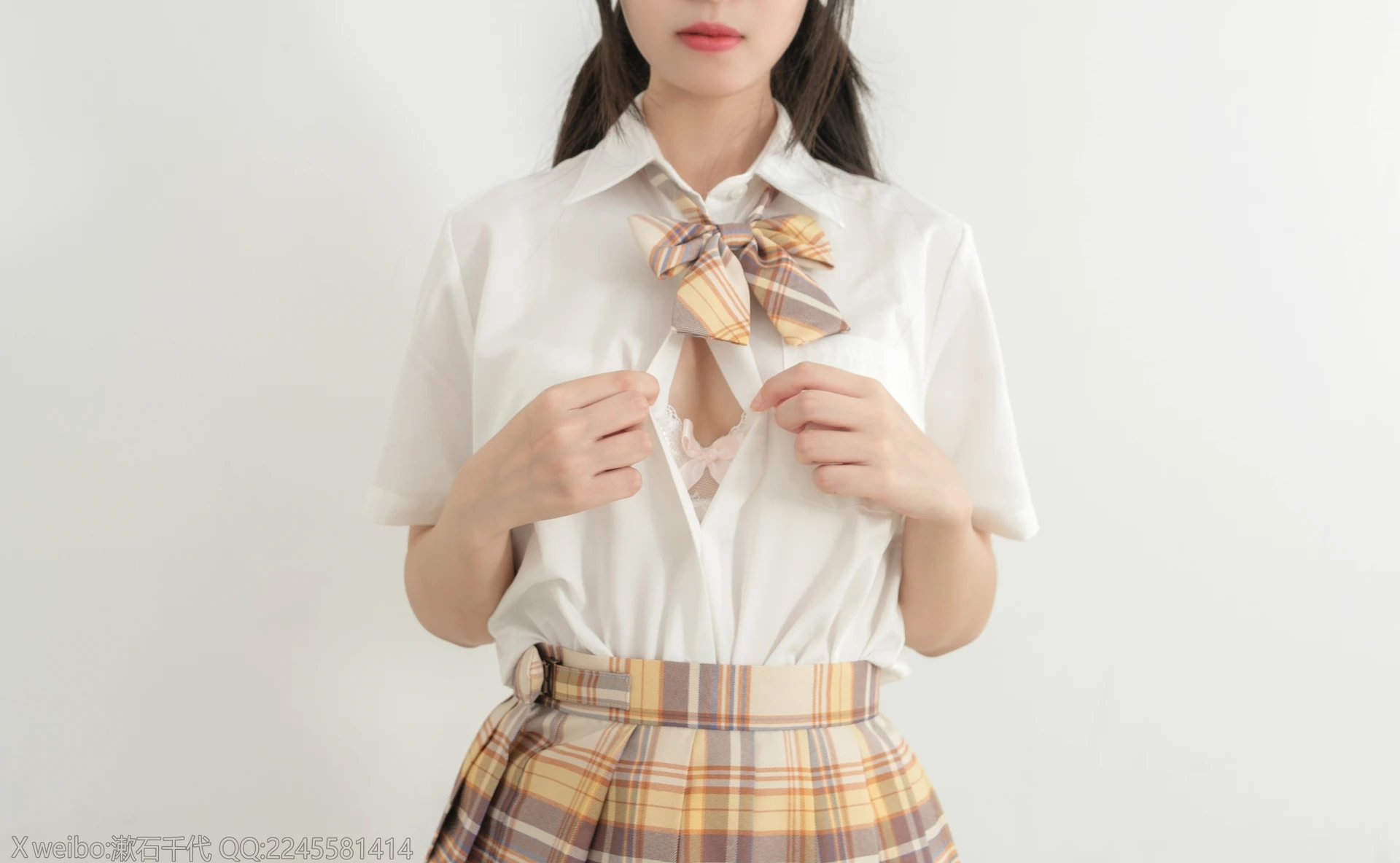 轻兰映画 HANA.006 双马尾白丝JK制服 [60P-499MB]JK, JK制服, 双马尾, 白丝, 美腿, 美足, 轻兰映画