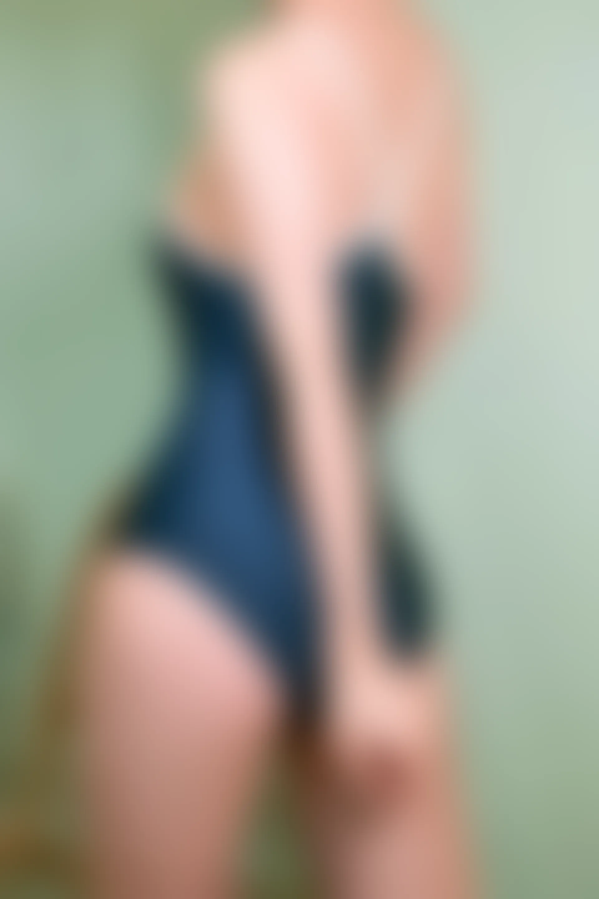 兔玩映画 夏日泳装 Vol.051 绿民宿 [42P-326MB]