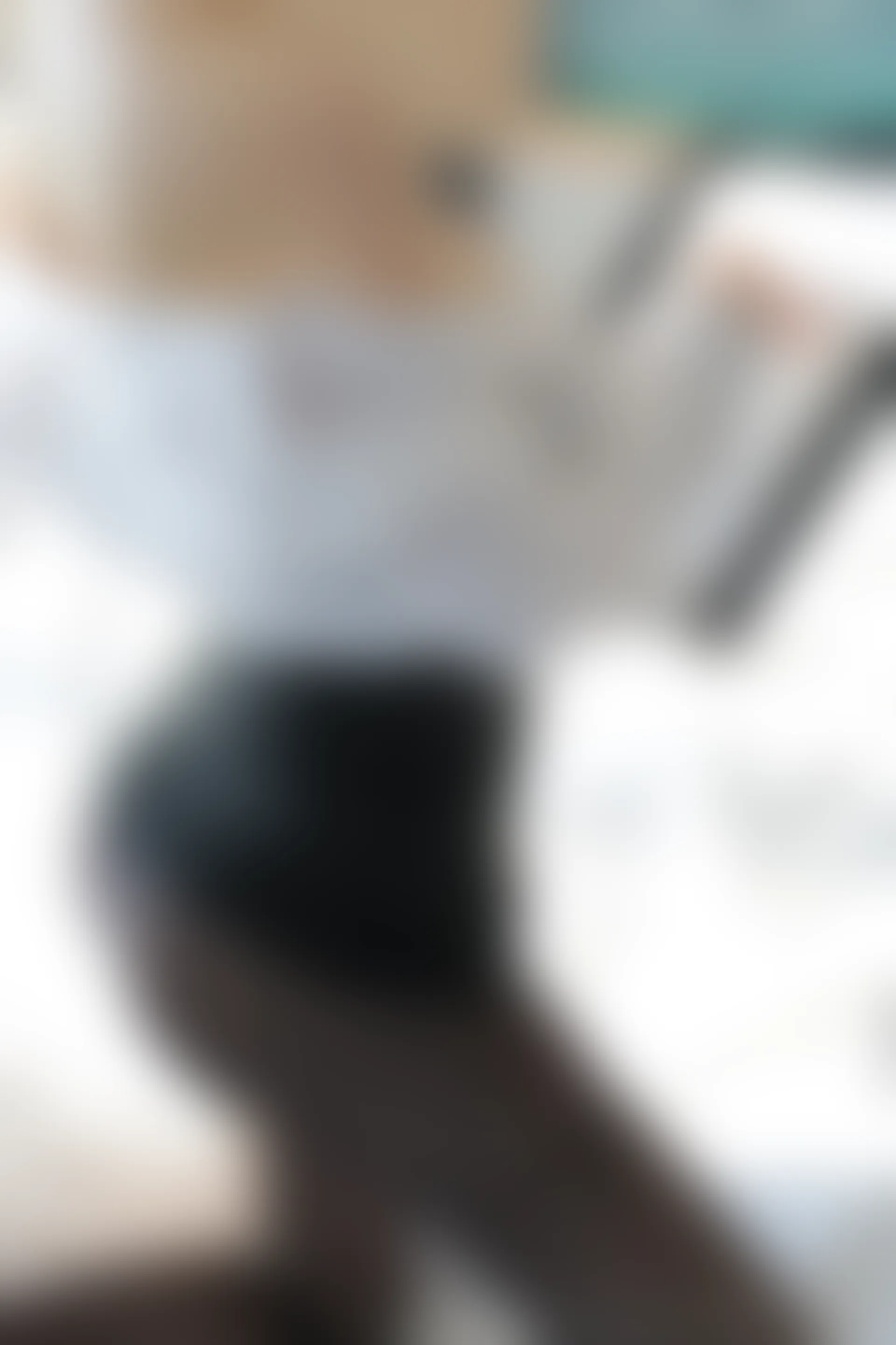 XiuRen秀人网 2021.12.01 No.4287 潘娇娇 黑丝美腿[49+1P 434MB]