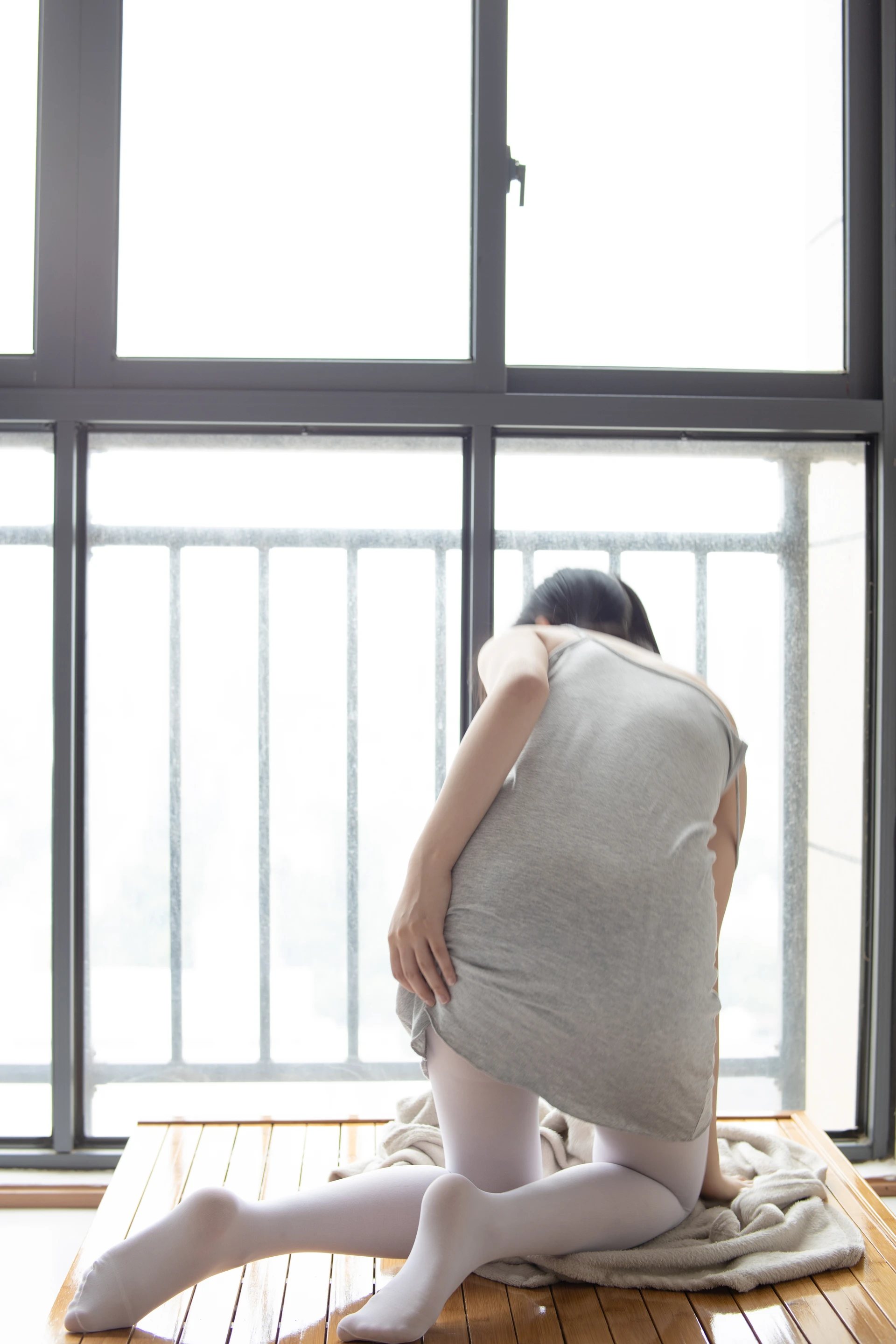 JKFUN-013 [160P1V-2.38G]JKFUN, 可爱, 森萝财团, 白丝, 美腿, 美足