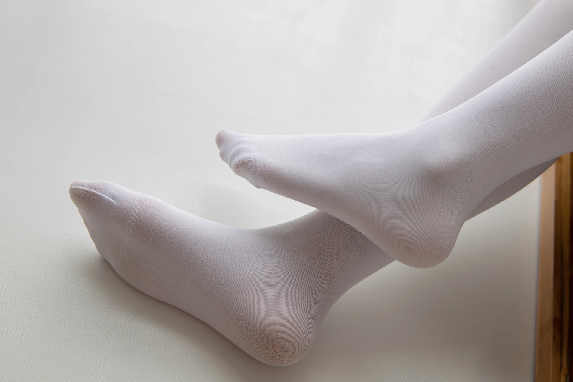 JKFUN-013 [160P1V-2.38G]JKFUN, 可爱, 森萝财团, 白丝, 美腿, 美足