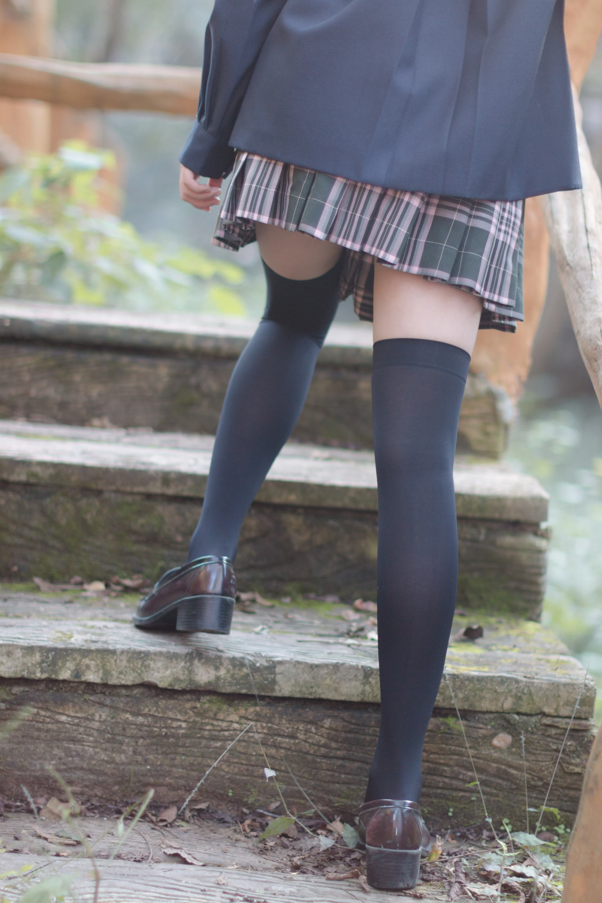 轻兰映画 VOL.002 [44P-362M]白丝, 美腿, 轻兰映画, 黑丝