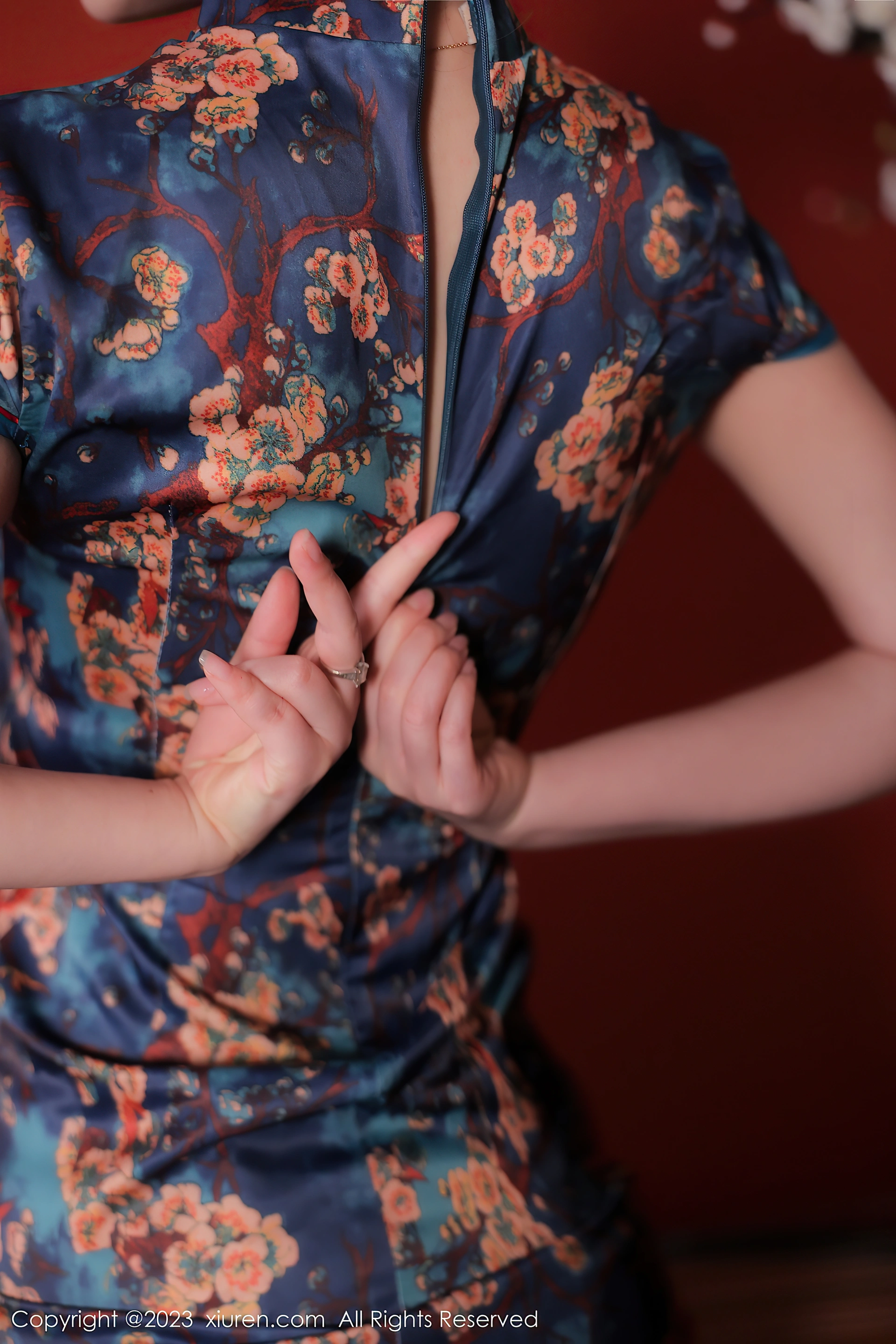 XIUREN秀人网 2023.07.10 NO.7051 诗诗kiki [82+1P781M]