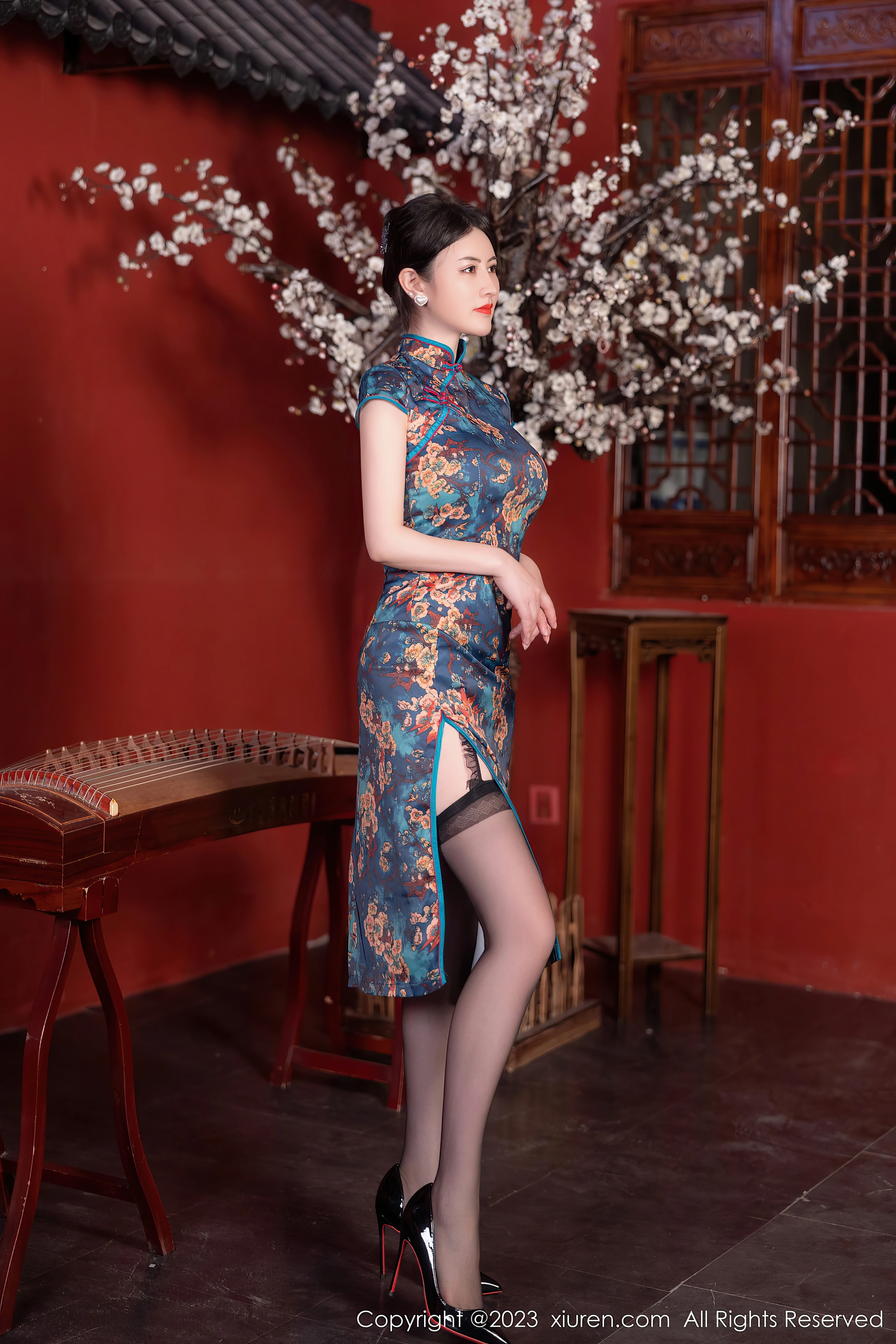 XIUREN秀人网 2023.07.10 NO.7051 诗诗kiki [82+1P781M]