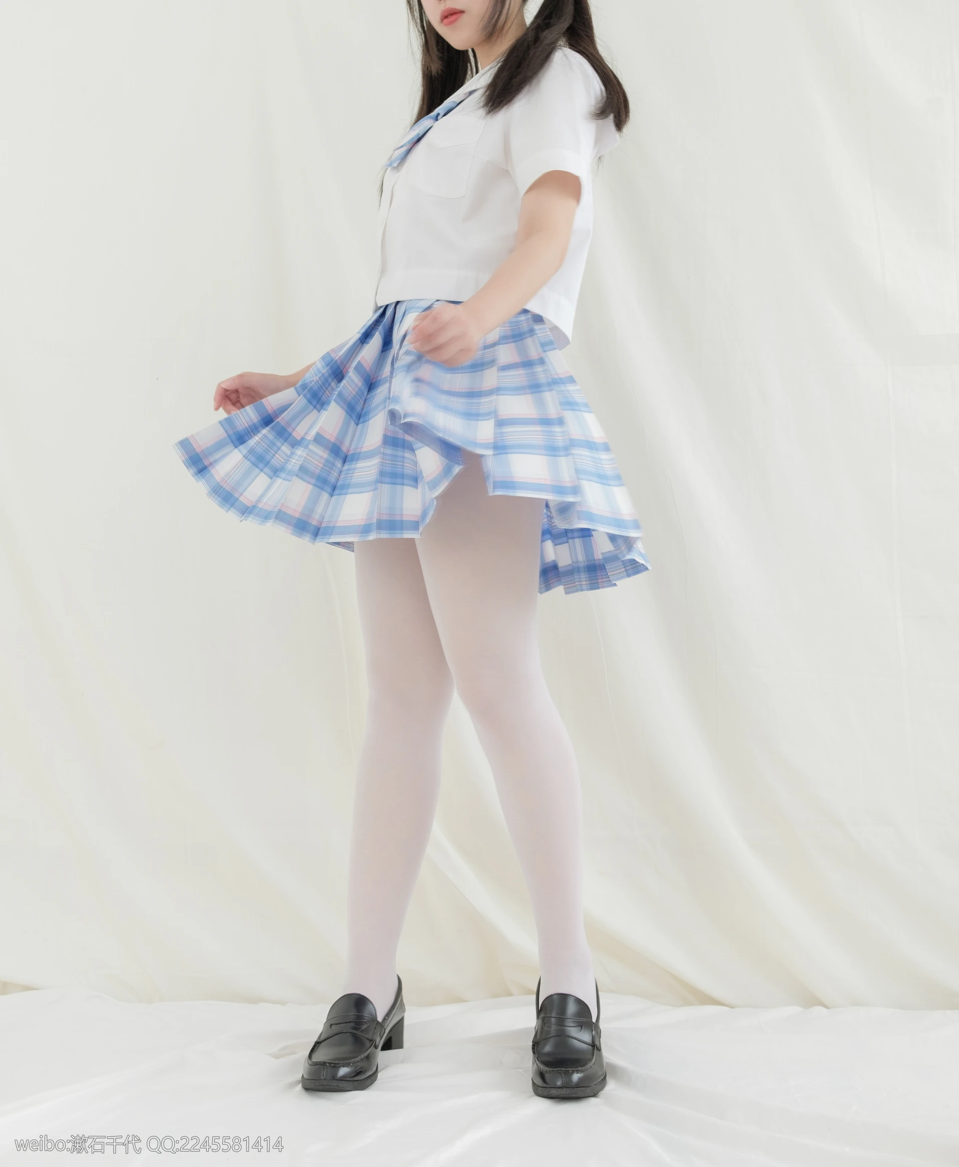 轻兰映画 HANA.001 双马尾白丝JK制服 [65P-402.8MB]JK, JK制服, 双马尾, 白丝, 美腿, 美足, 轻兰映画