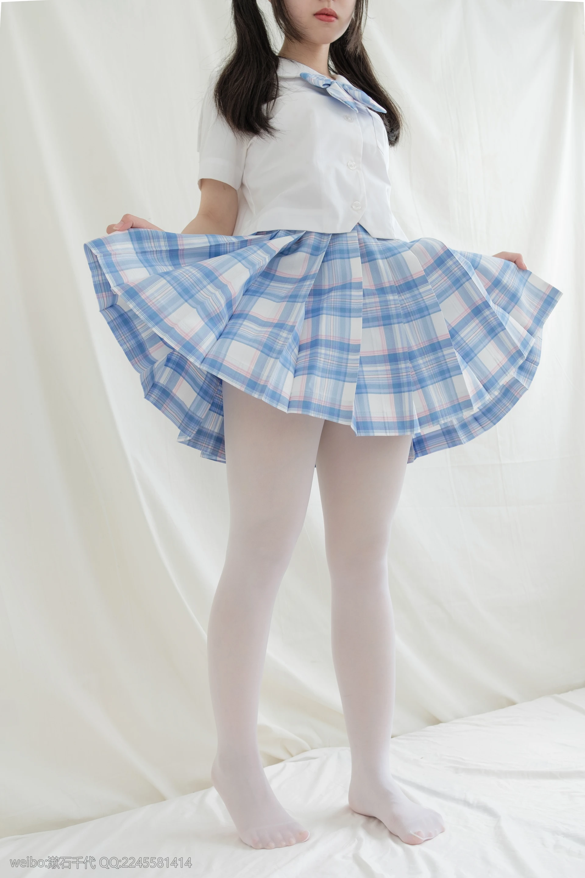 轻兰映画 HANA.001 双马尾白丝JK制服 [65P-402.8MB]JK, JK制服, 双马尾, 白丝, 美腿, 美足, 轻兰映画