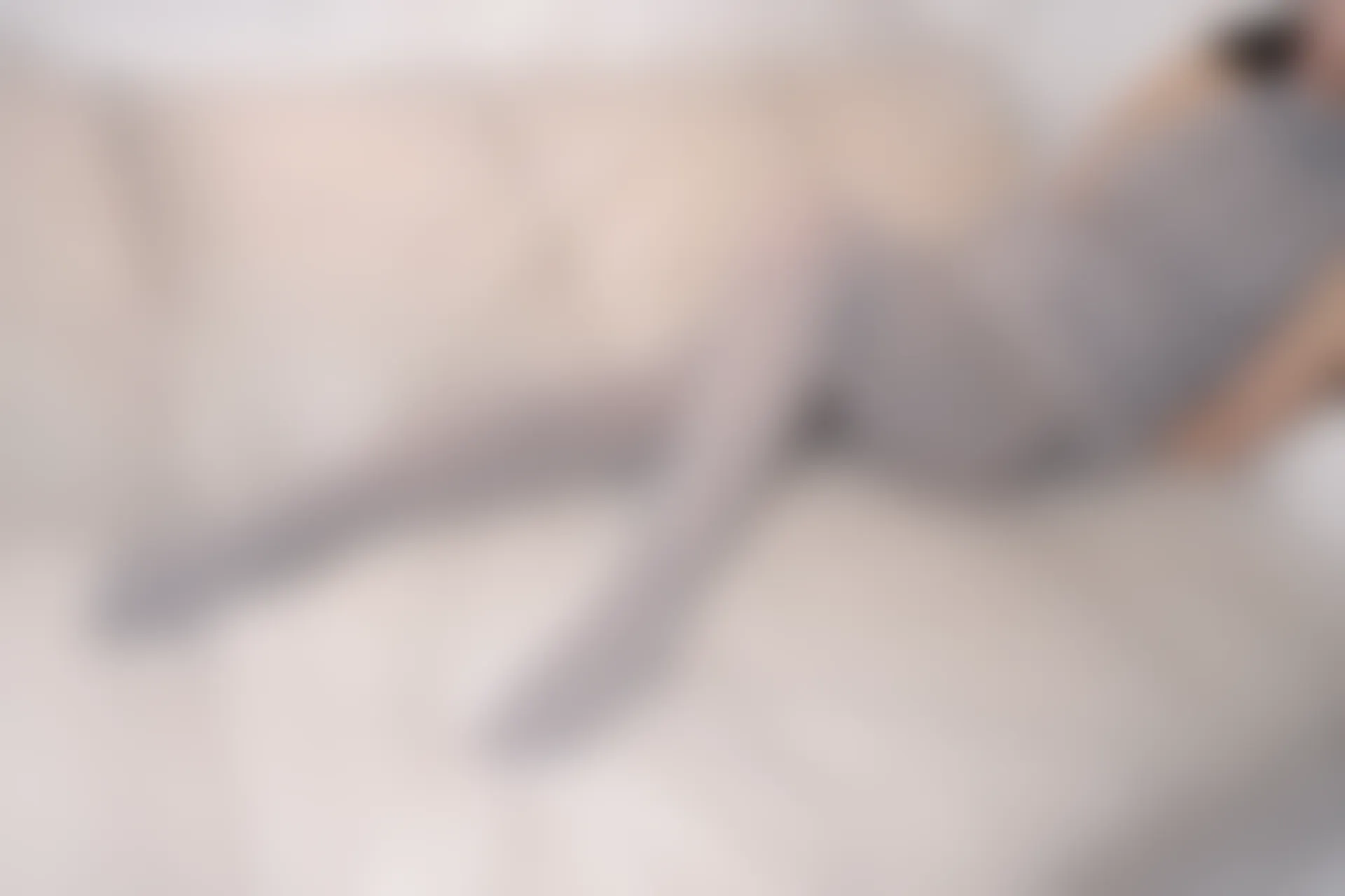 爱花写真 ALPHA-009 [98P-991M]可爱, 森萝财团, 爱花写真, 美腿, 露背毛衣, 黑丝