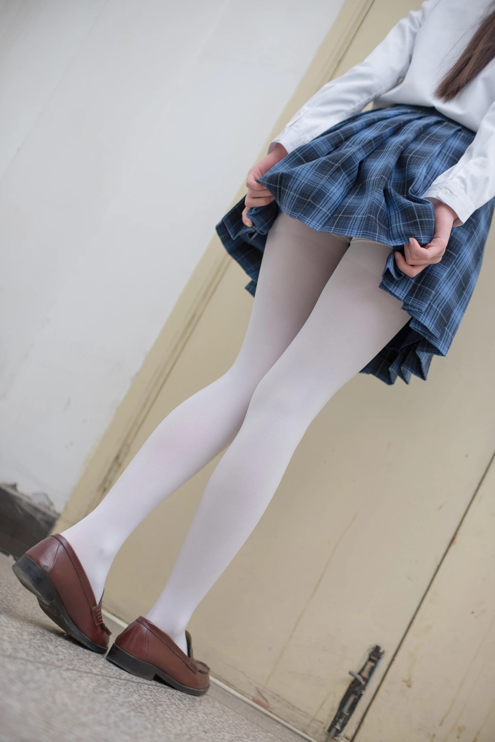 森萝财团 R15-044 [94P-595M]学生装, 森萝财团, 白丝, 美腿