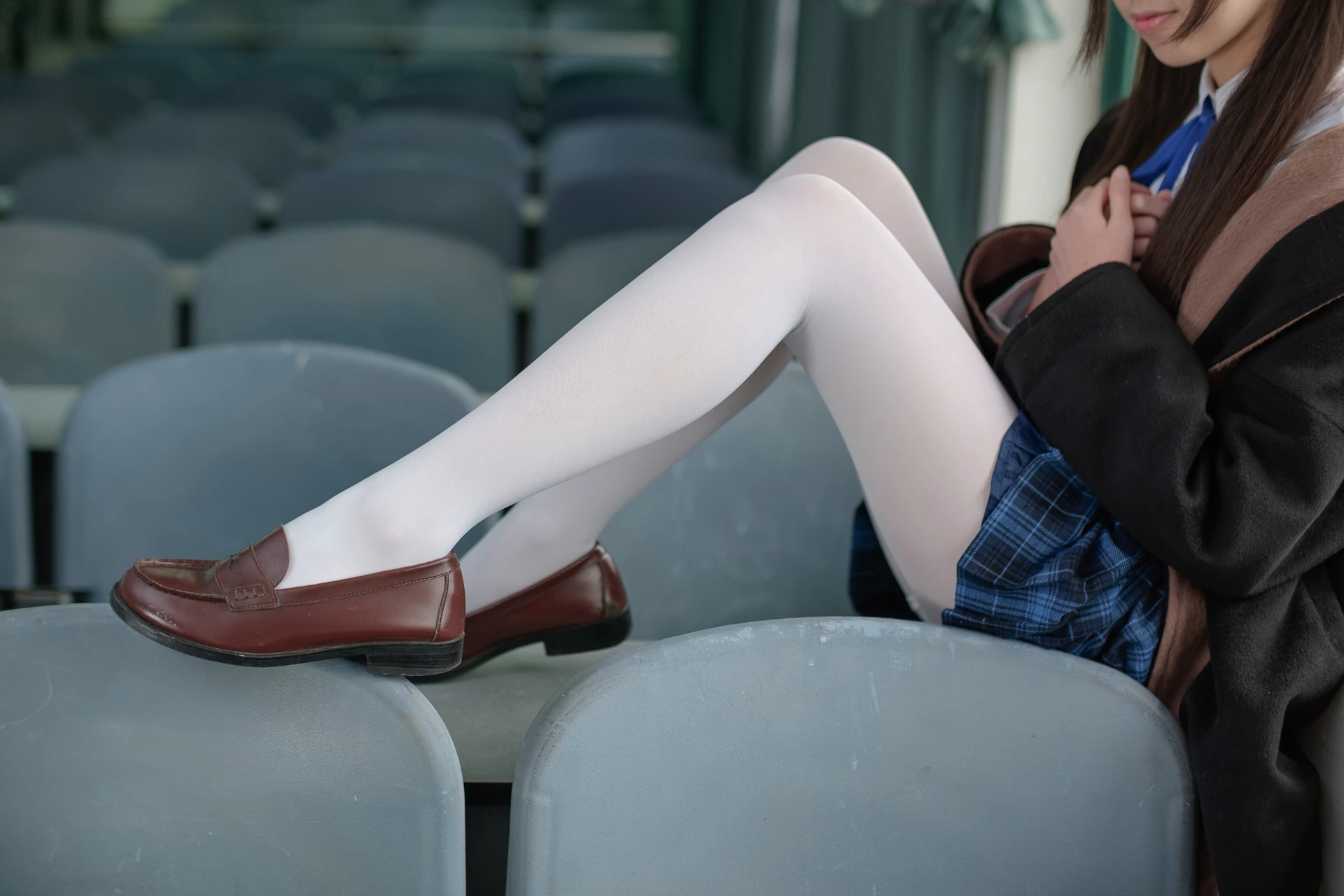 森萝财团 R15-044 [94P-595M]学生装, 森萝财团, 白丝, 美腿