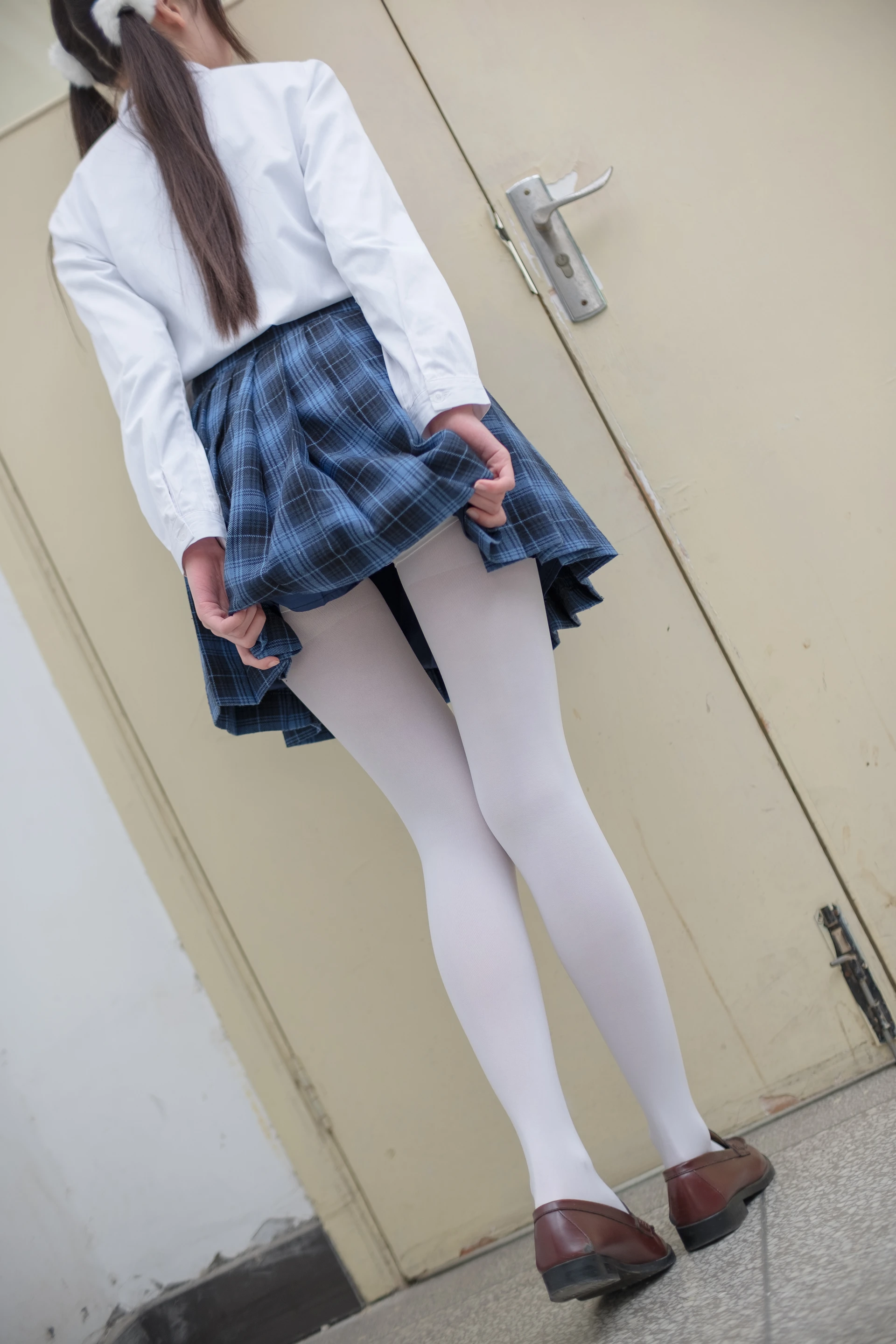 森萝财团 R15-044 [94P-595M]学生装, 森萝财团, 白丝, 美腿
