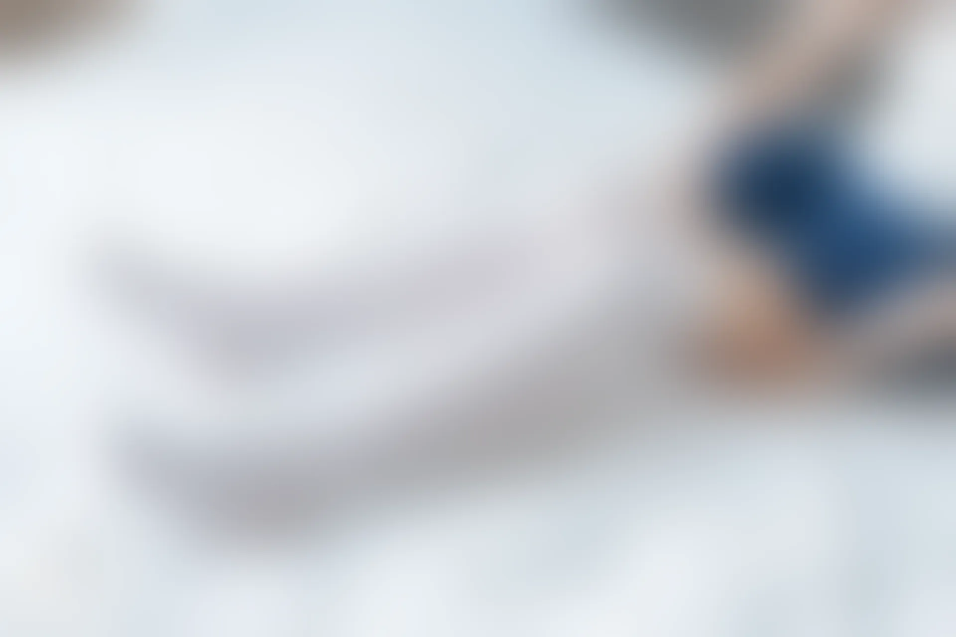 C37.006 蓝调白丝 [40P-78MB]