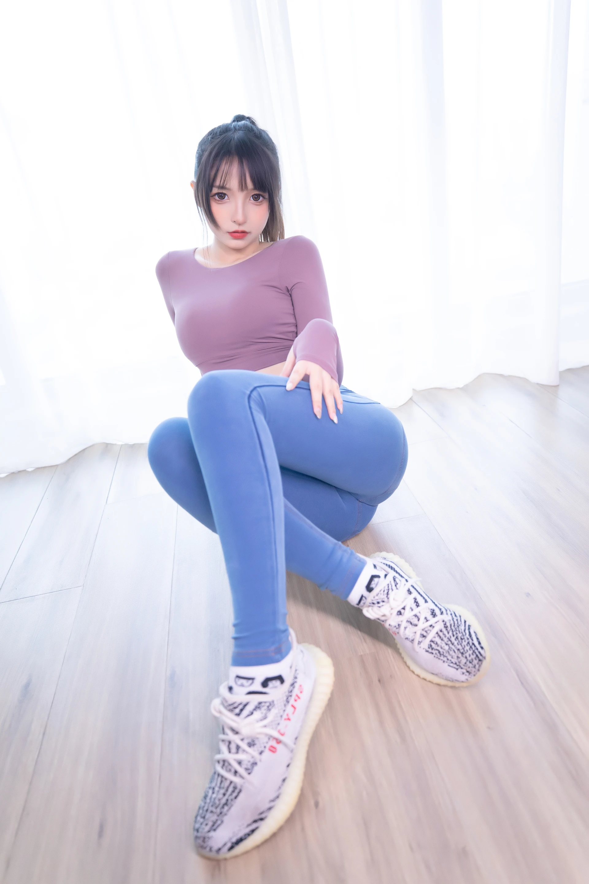 神楽坂真冬 第三季 序号31：牛仔裤女孩《牛仔狂热》 [150P2V-802MB]内衣, 双马尾, 白丝, 神楽坂真冬, 美腿, 美足, 肉丝