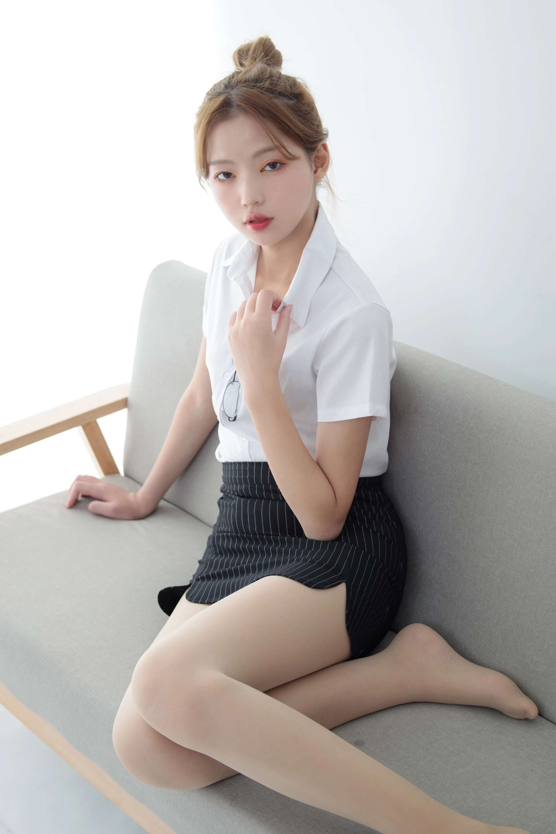 JKFUN-037 OL一定要搭配眼镜 50D肉丝 [63P1V-1.26G]JKFUN, OL, 制服, 美腿, 肉丝