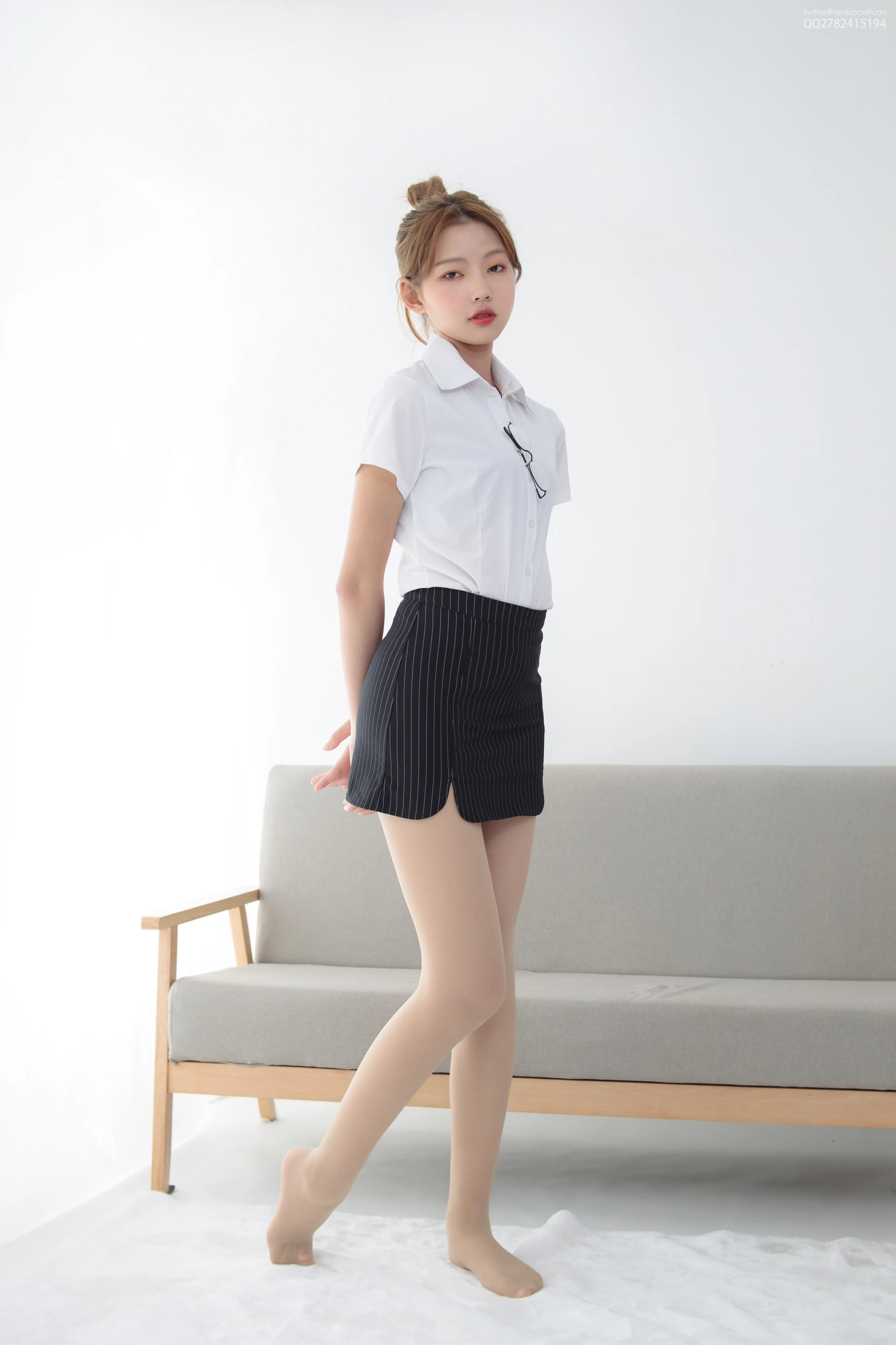 JKFUN-037 OL一定要搭配眼镜 50D肉丝 [63P1V-1.26G]JKFUN, OL, 制服, 美腿, 肉丝