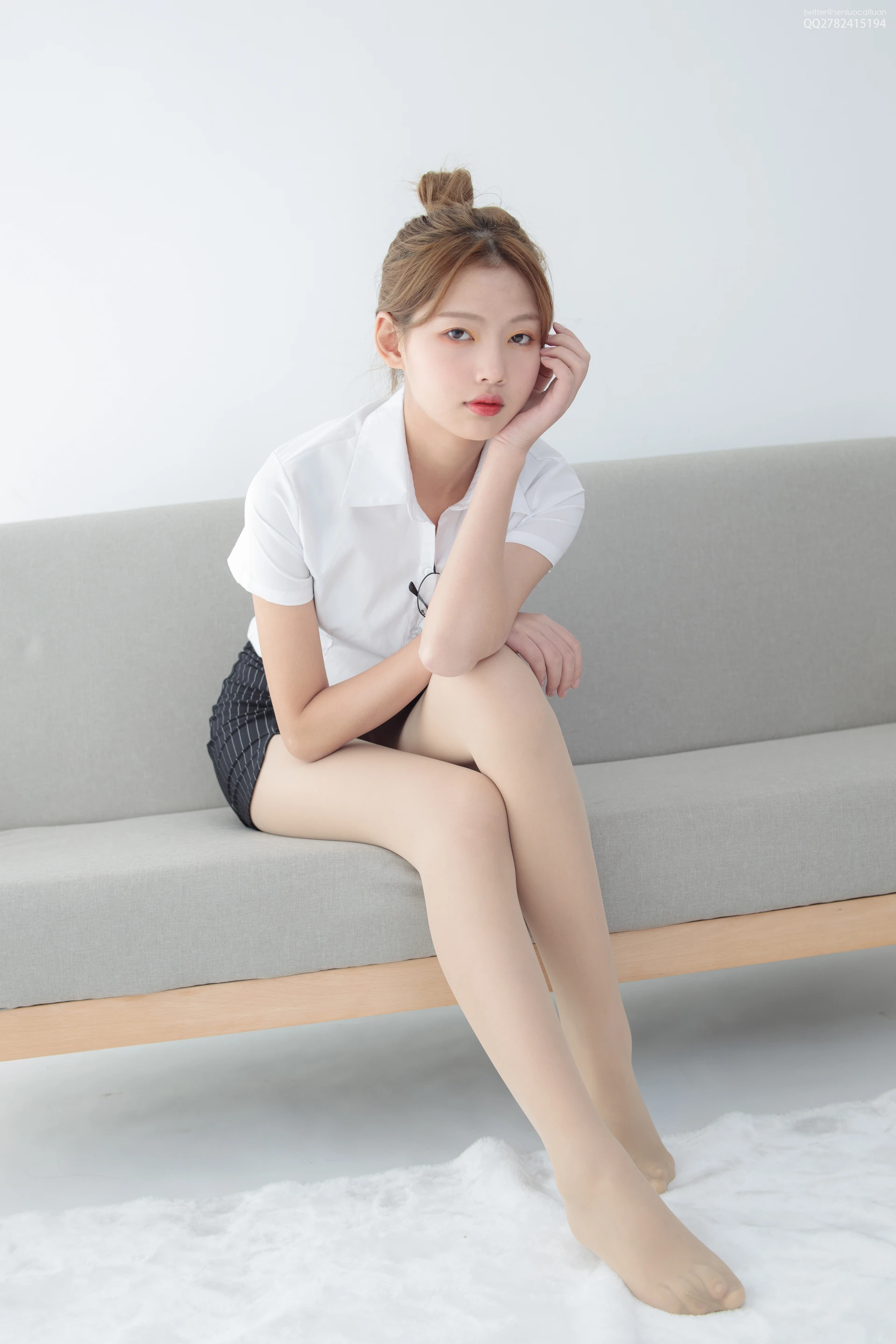 JKFUN-037 OL一定要搭配眼镜 50D肉丝 [63P1V-1.26G]JKFUN, OL, 制服, 美腿, 肉丝