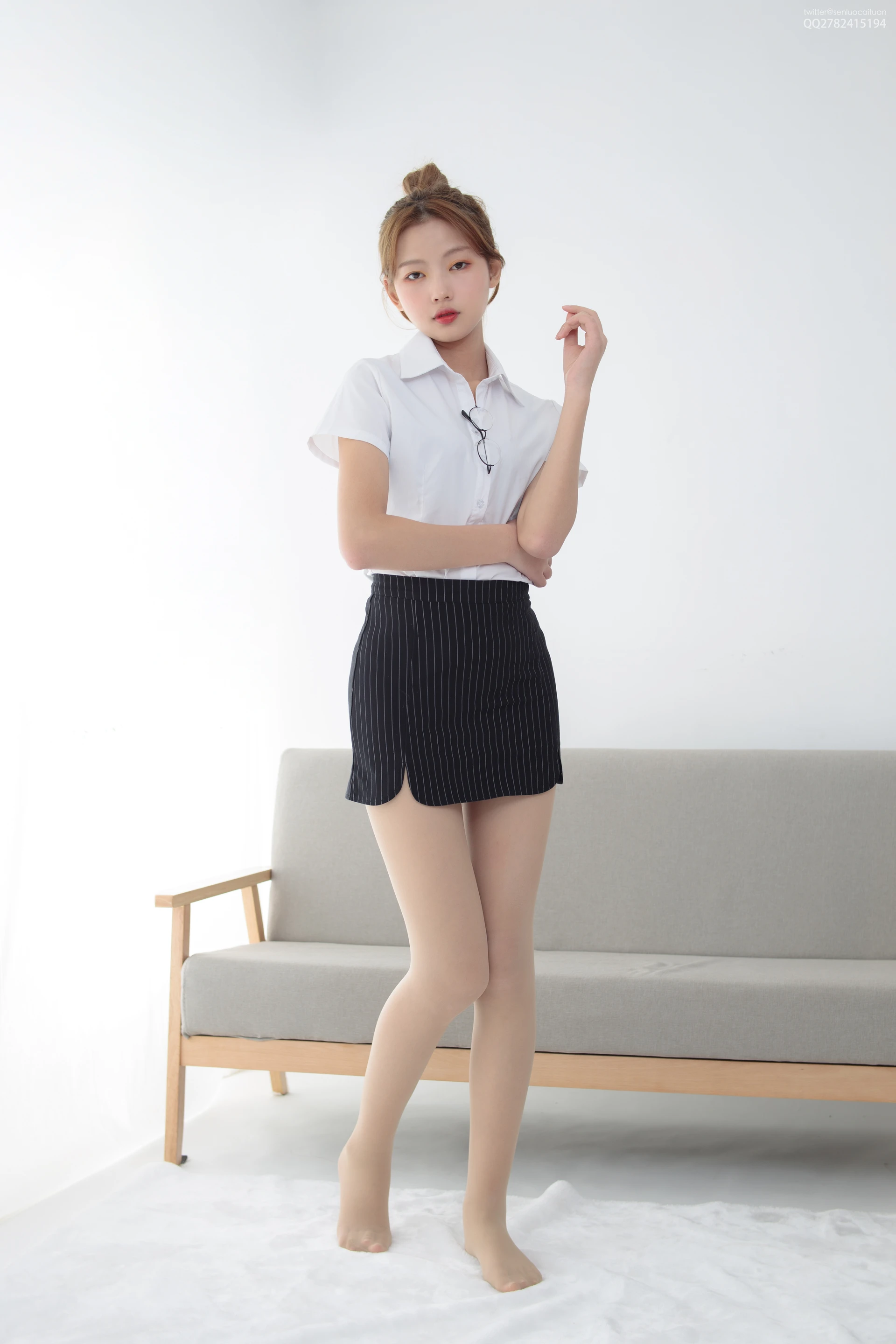 JKFUN-037 OL一定要搭配眼镜 50D肉丝 [63P1V-1.26G]JKFUN, OL, 制服, 美腿, 肉丝