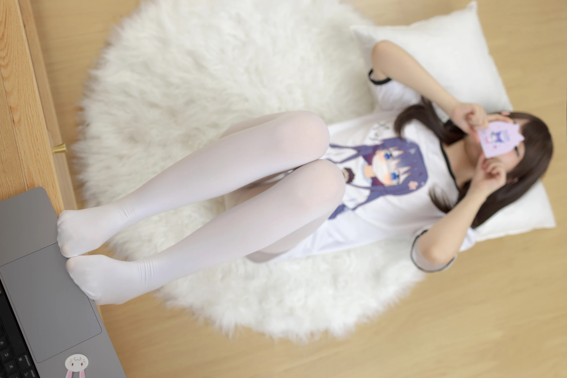 少女秩序 EX.14 小葵 白丝T恤 [89P1V-2.34GB]小葵, 少女秩序, 白丝, 美腿, 美足