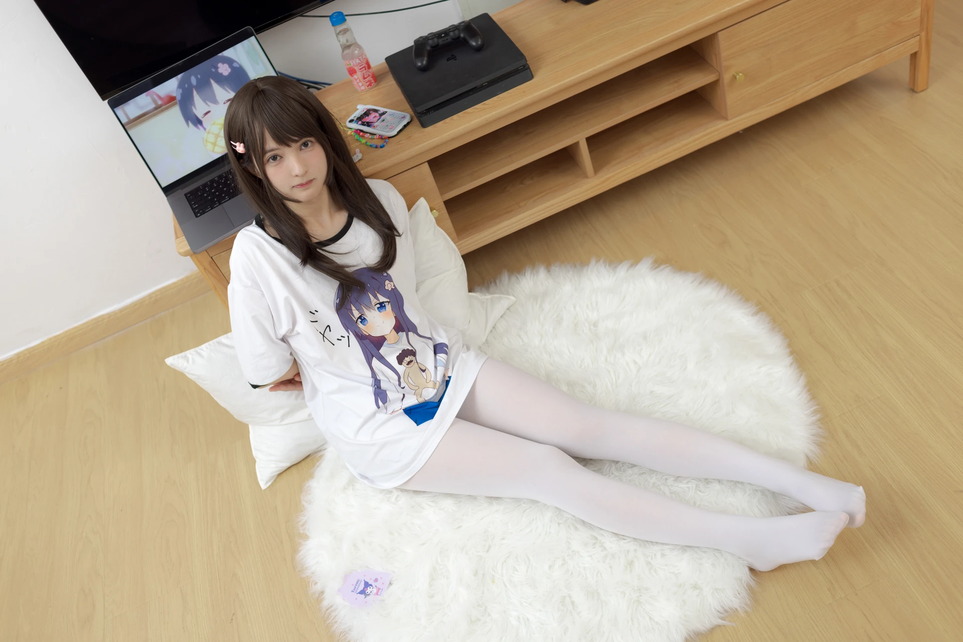 少女秩序 EX.14 小葵 白丝T恤 [89P1V-2.34GB]小葵, 少女秩序, 白丝, 美腿, 美足