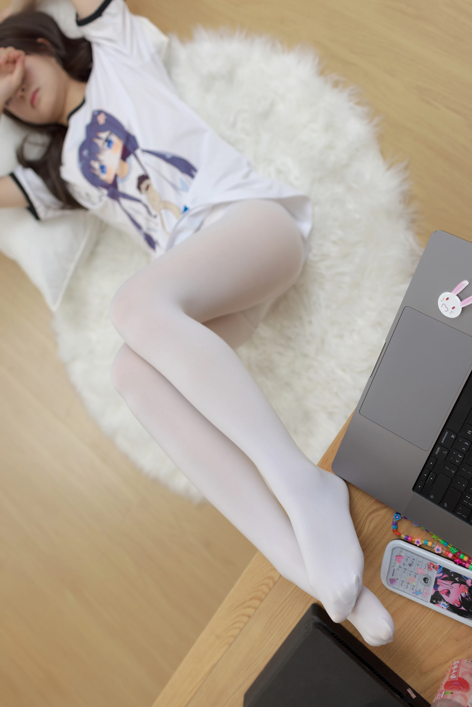 少女秩序 EX.14 小葵 白丝T恤 [89P1V-2.34GB]小葵, 少女秩序, 白丝, 美腿, 美足