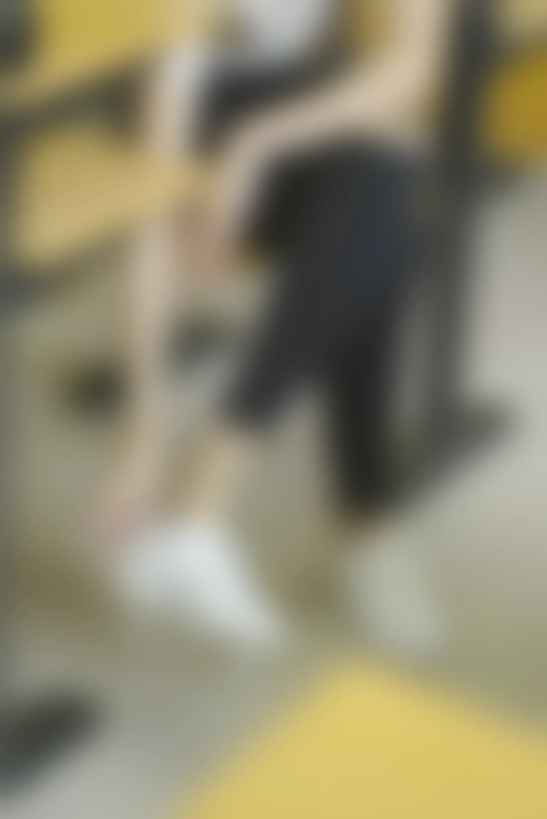 初夏女神 NO.067 依依 邻家女孩-毕业季[140P+1V／6.94GB]
