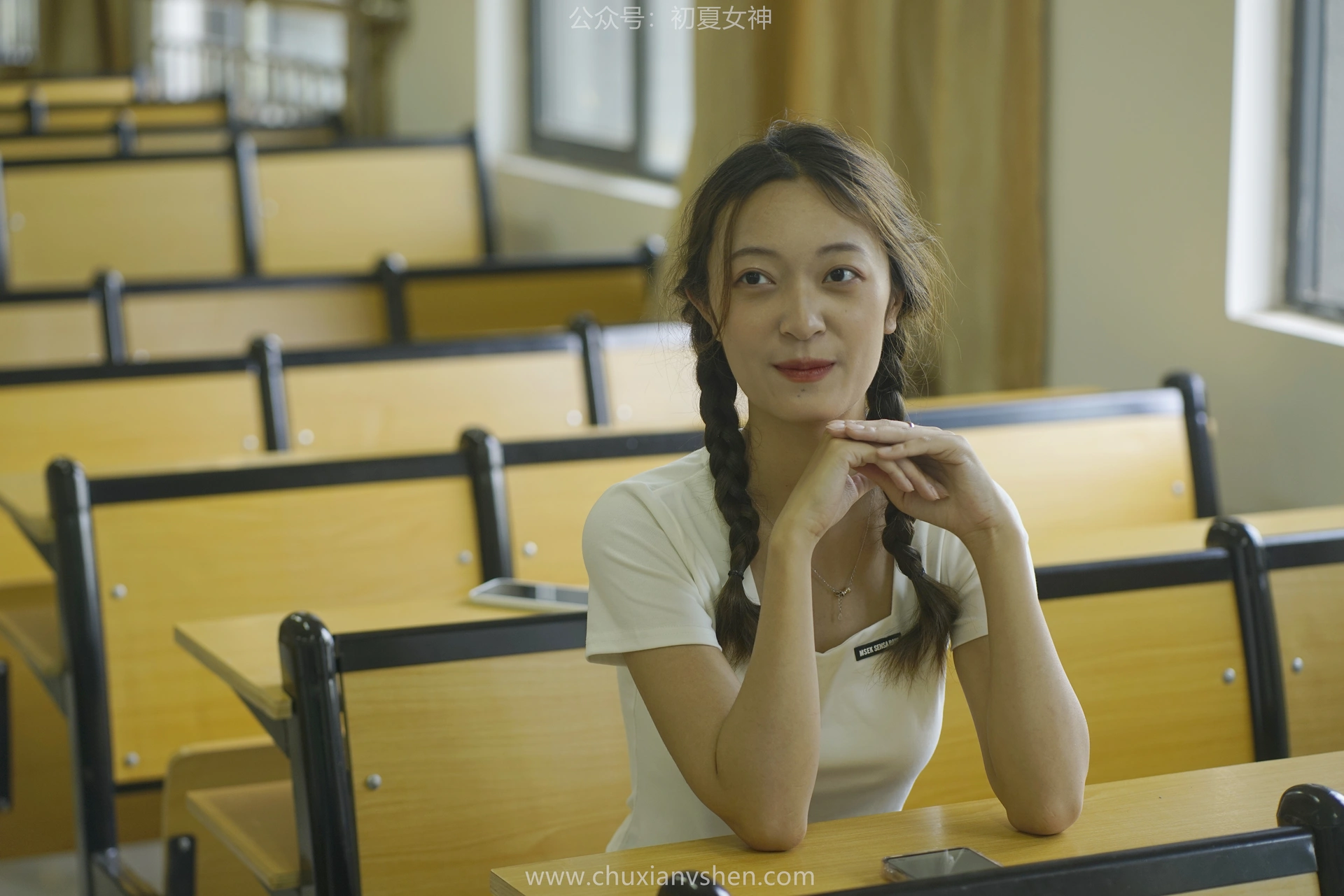 初夏女神 NO.067 依依 邻家女孩-毕业季[140P+1V／6.94GB]