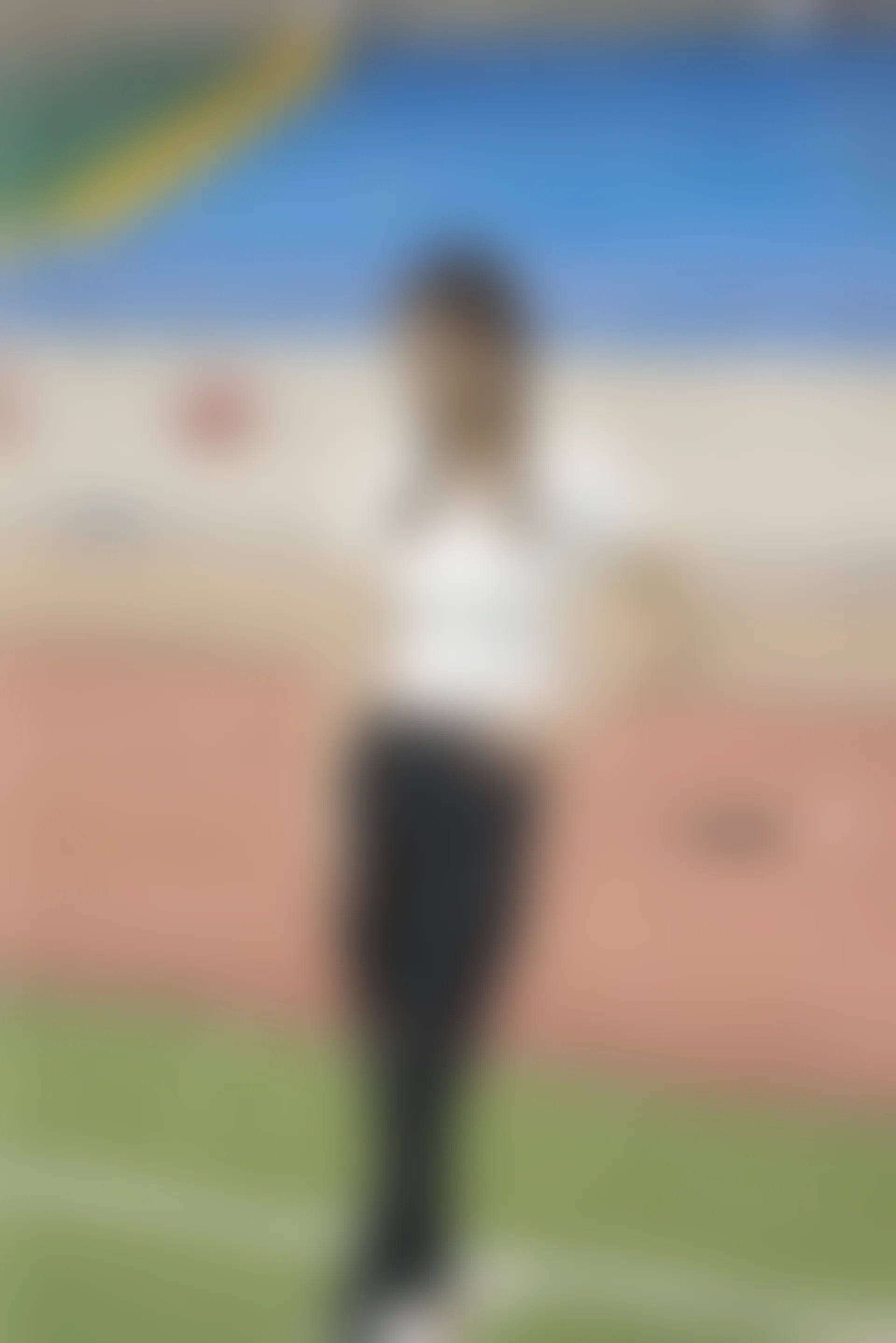 初夏女神 NO.067 依依 邻家女孩-毕业季[140P+1V／6.94GB]