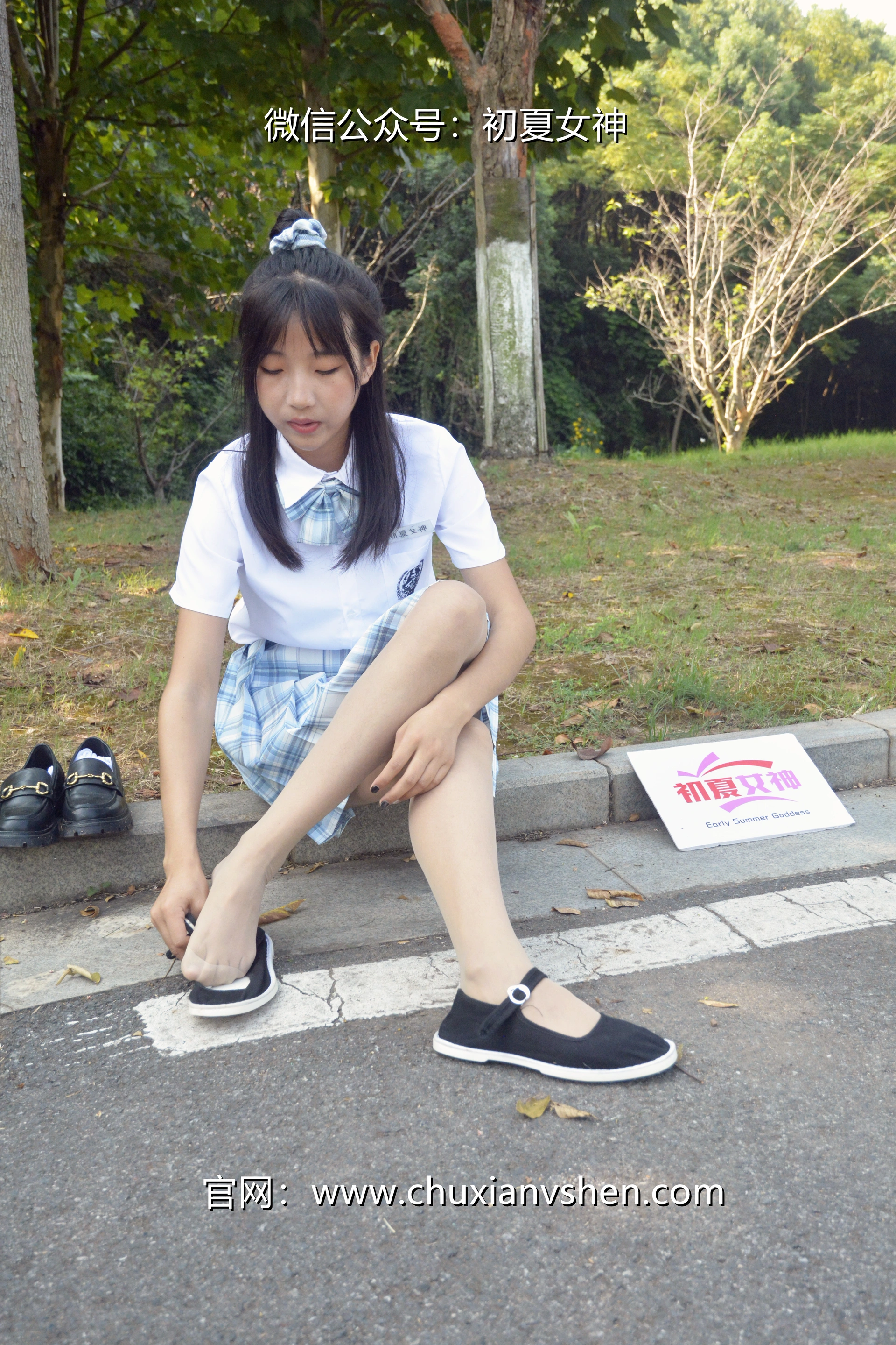 初夏女神 NO.020 点点 我的JK装[140P+1V／5.68GB]