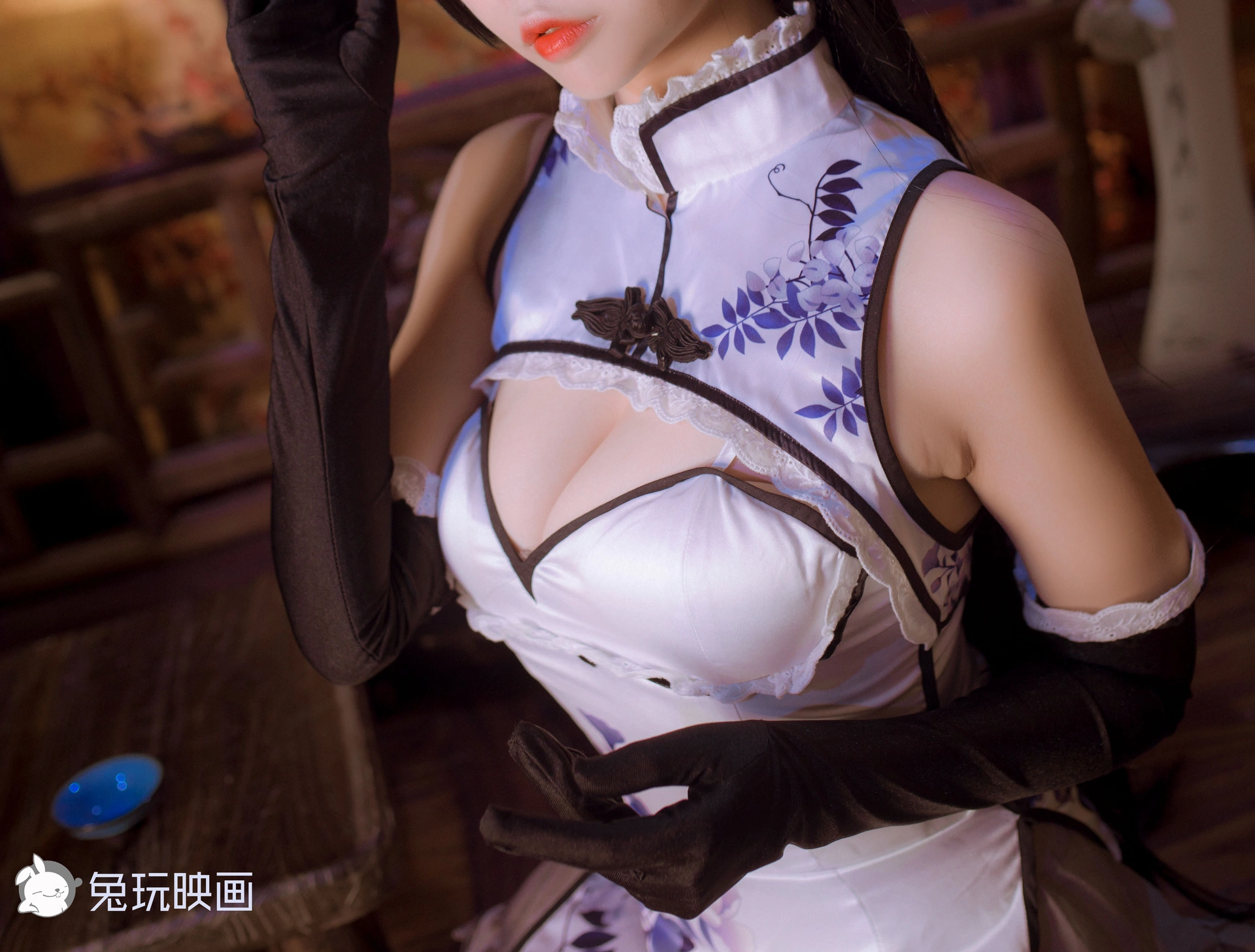 C11.006 旗袍金莲和李瓶儿 [40P-328MB]