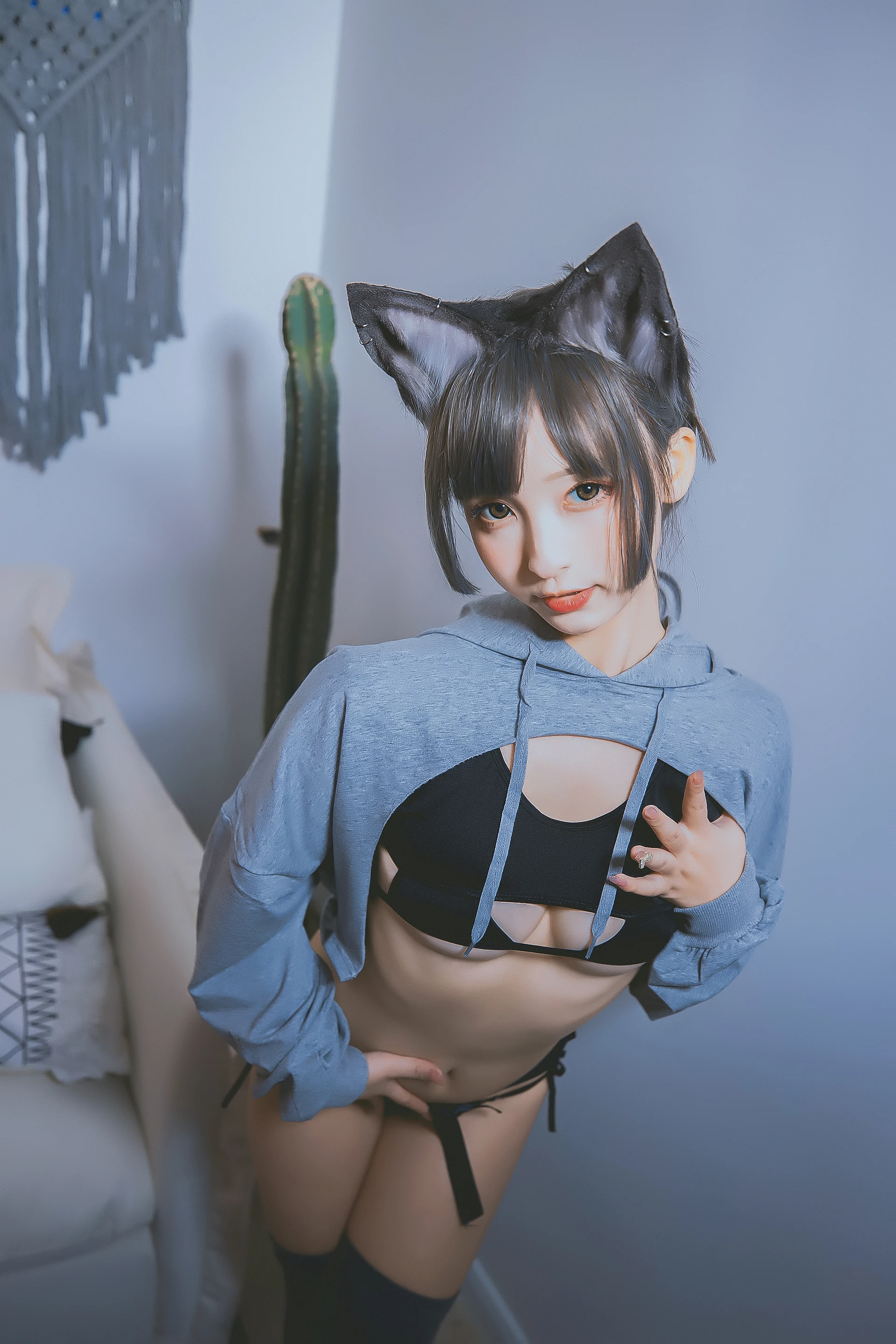 神楽坂真冬 第三季 序号4：《危険な耳》狼妹&兔娘 [150P4V-959MB]内衣, 白丝, 神楽坂真冬, 美腿, 美足, 露背毛衣, 黑丝