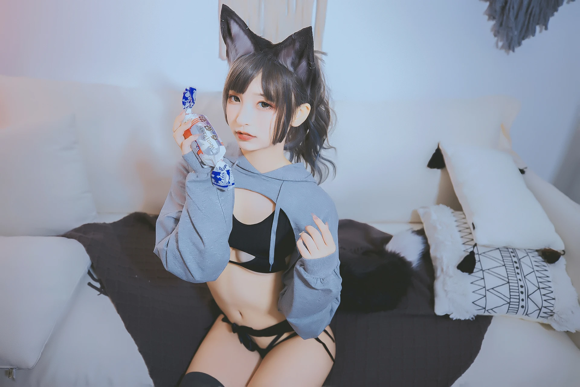 神楽坂真冬 第三季 序号4：《危険な耳》狼妹&兔娘 [150P4V-959MB]内衣, 白丝, 神楽坂真冬, 美腿, 美足, 露背毛衣, 黑丝