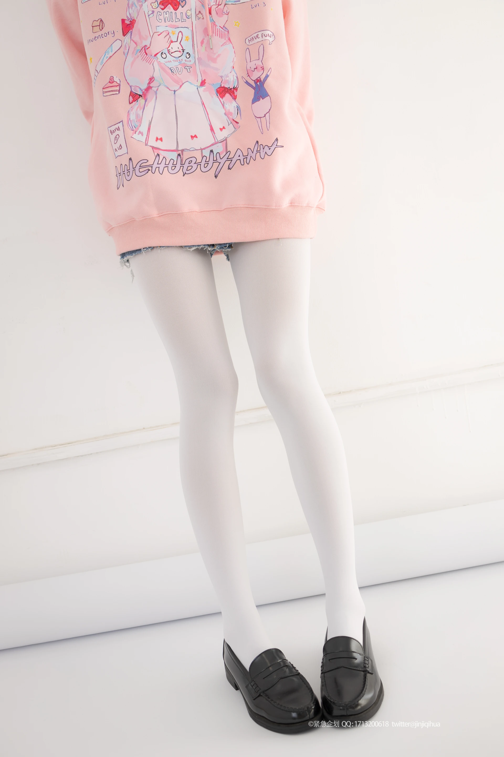 紧急企划 VOL.012 [98P1V-1.19G] 一只喵喵梓一只喵喵梓, 可爱, 白丝, 紧急企划, 美腿, 美足, 超短裙, 黑丝